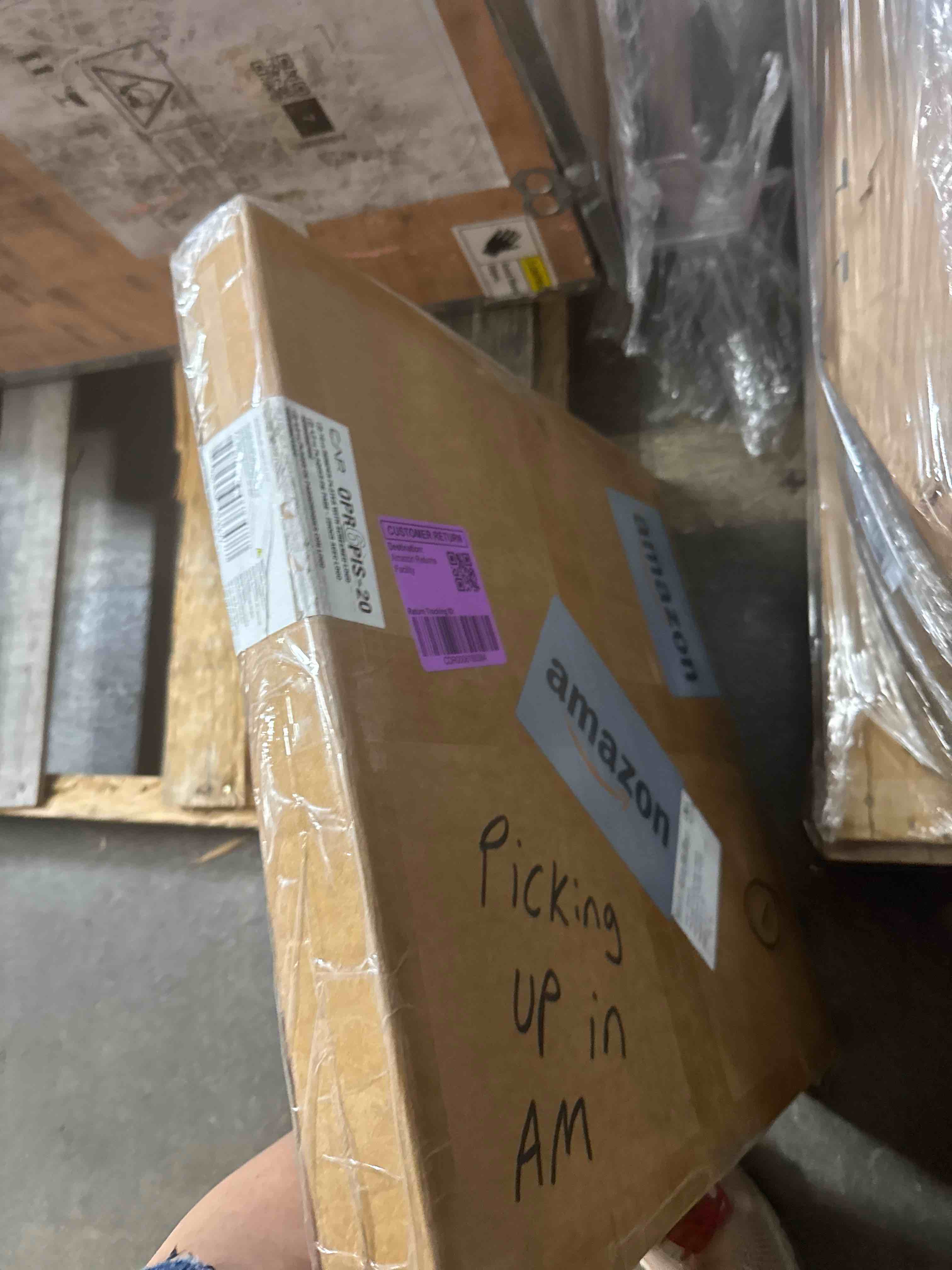 https://s3.amazonaws.com/lotting-images-prod/phillipi/TEA4212136_1778603279353.jpeg