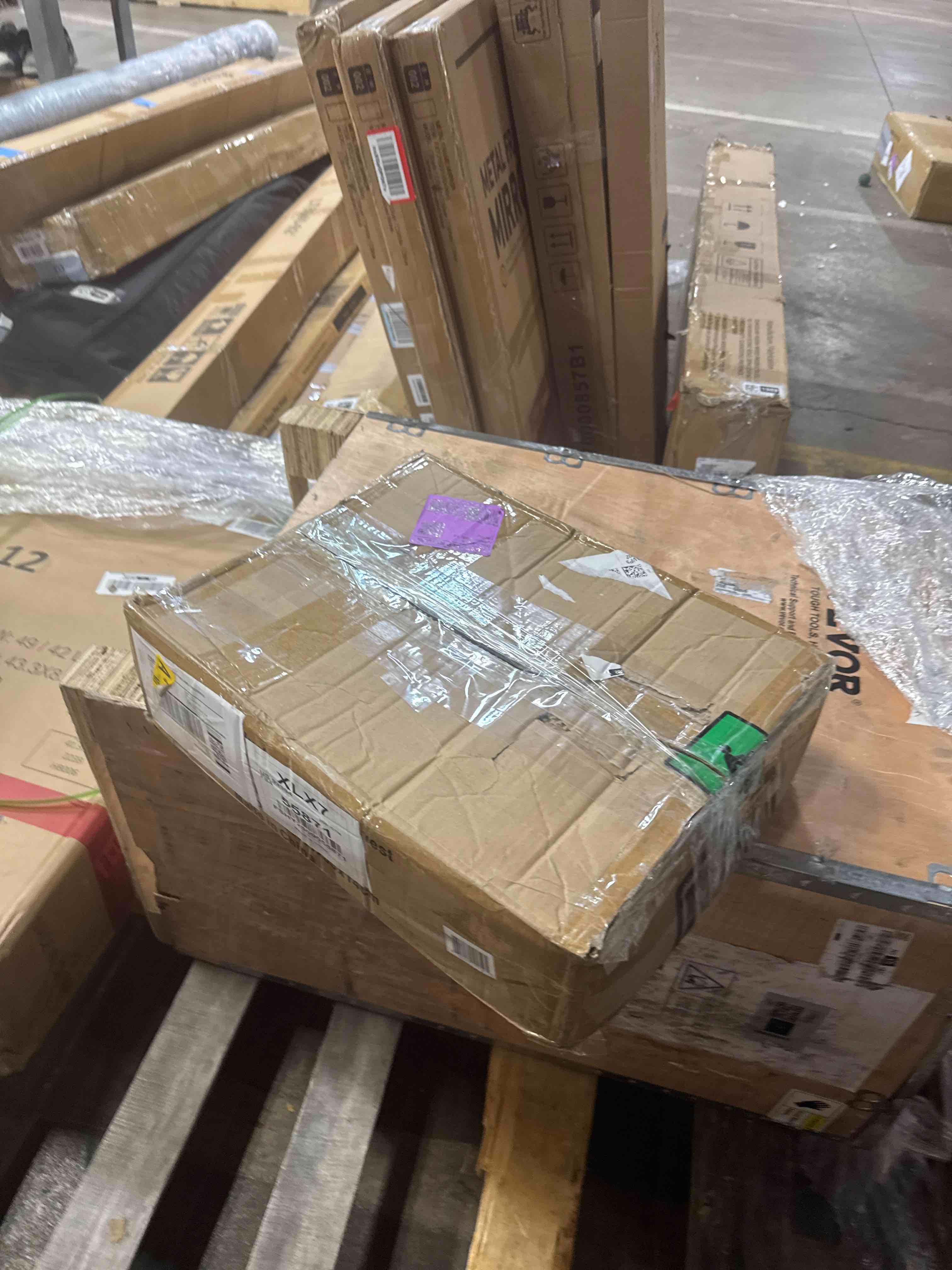 https://s3.amazonaws.com/lotting-images-prod/phillipi/TEA4212138_1778603417736.jpeg