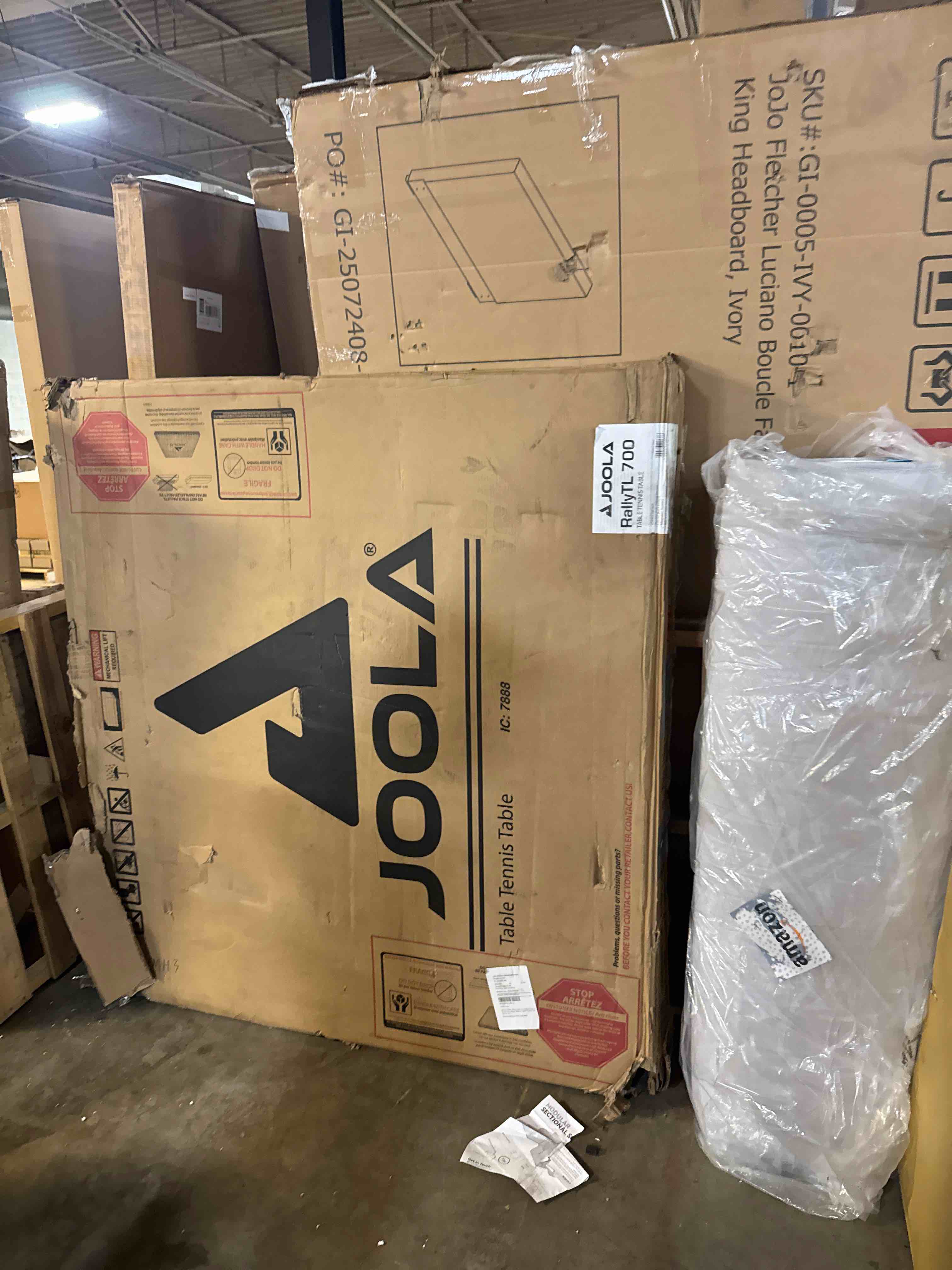 Condition photo showing New/Like New for joola rally tl professional mdf indoor ping pong table w/quick clamp table tennis net & post set - 10 minute easy assembly - corner ball holders - tournament quality - includes playback mode standard 25mm