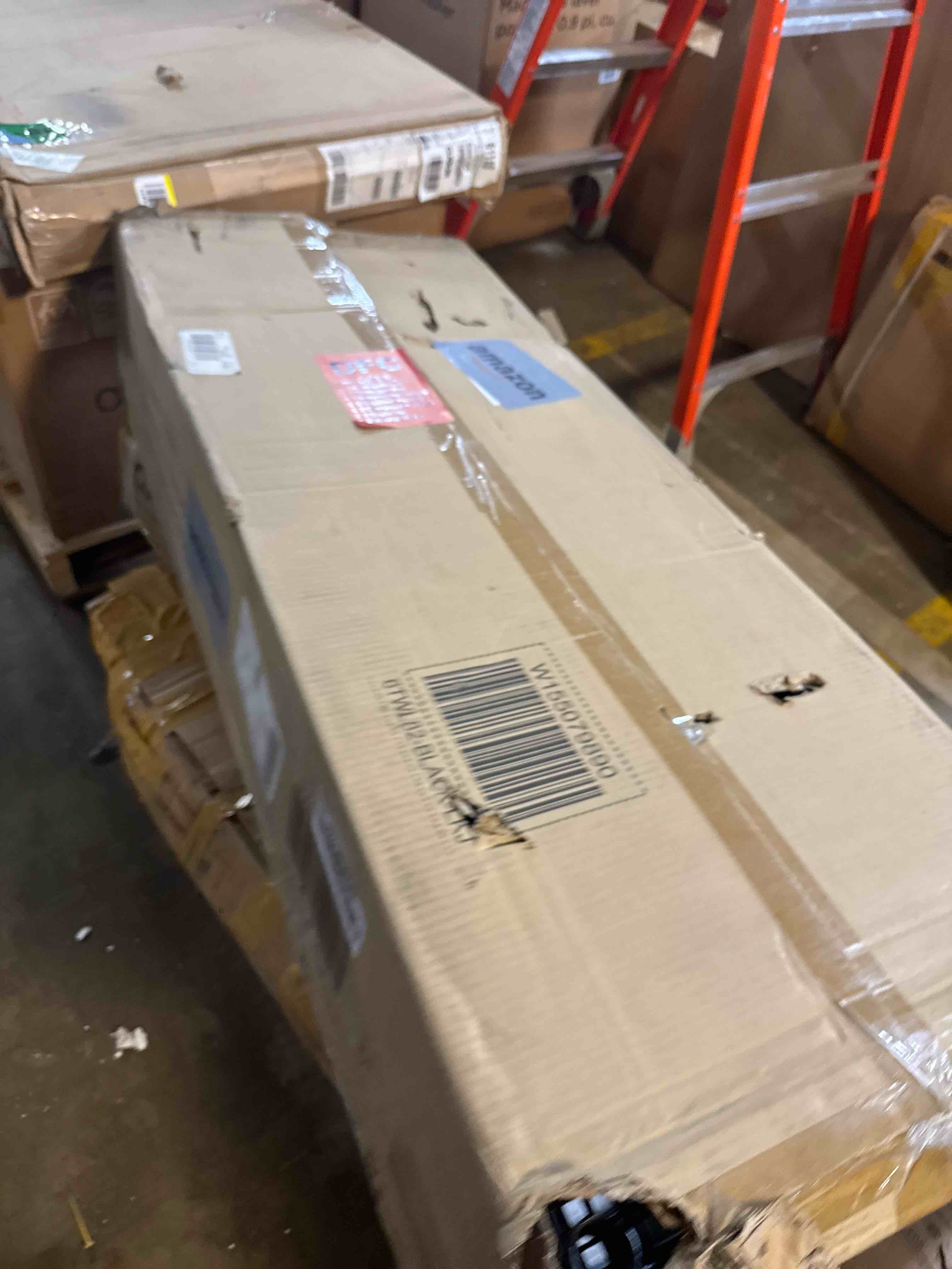 https://s3.amazonaws.com/lotting-images-prod/phillipi/TEA4212157_1778607650285.jpeg