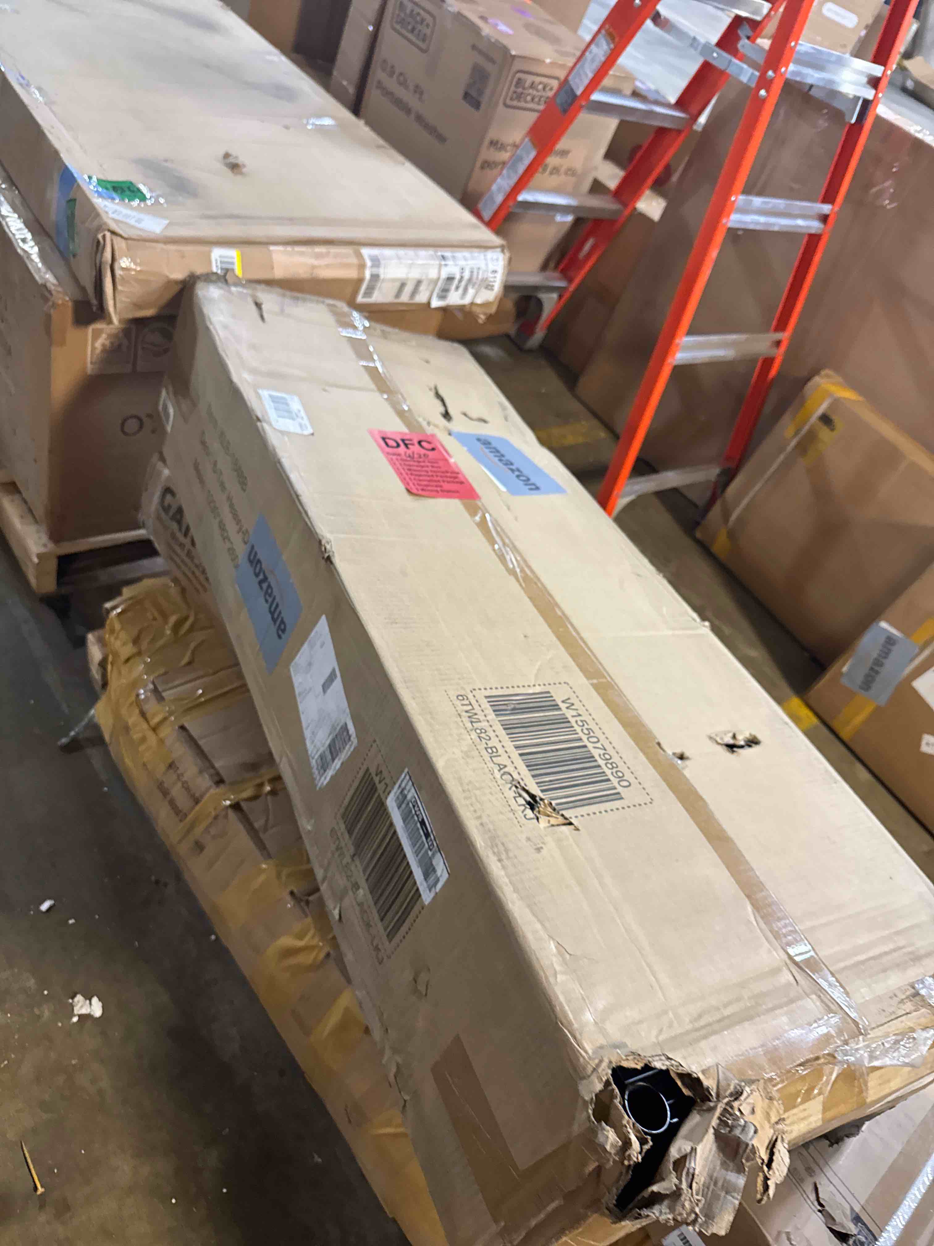 https://s3.amazonaws.com/lotting-images-prod/phillipi/TEA4212157_1778607651062.jpeg