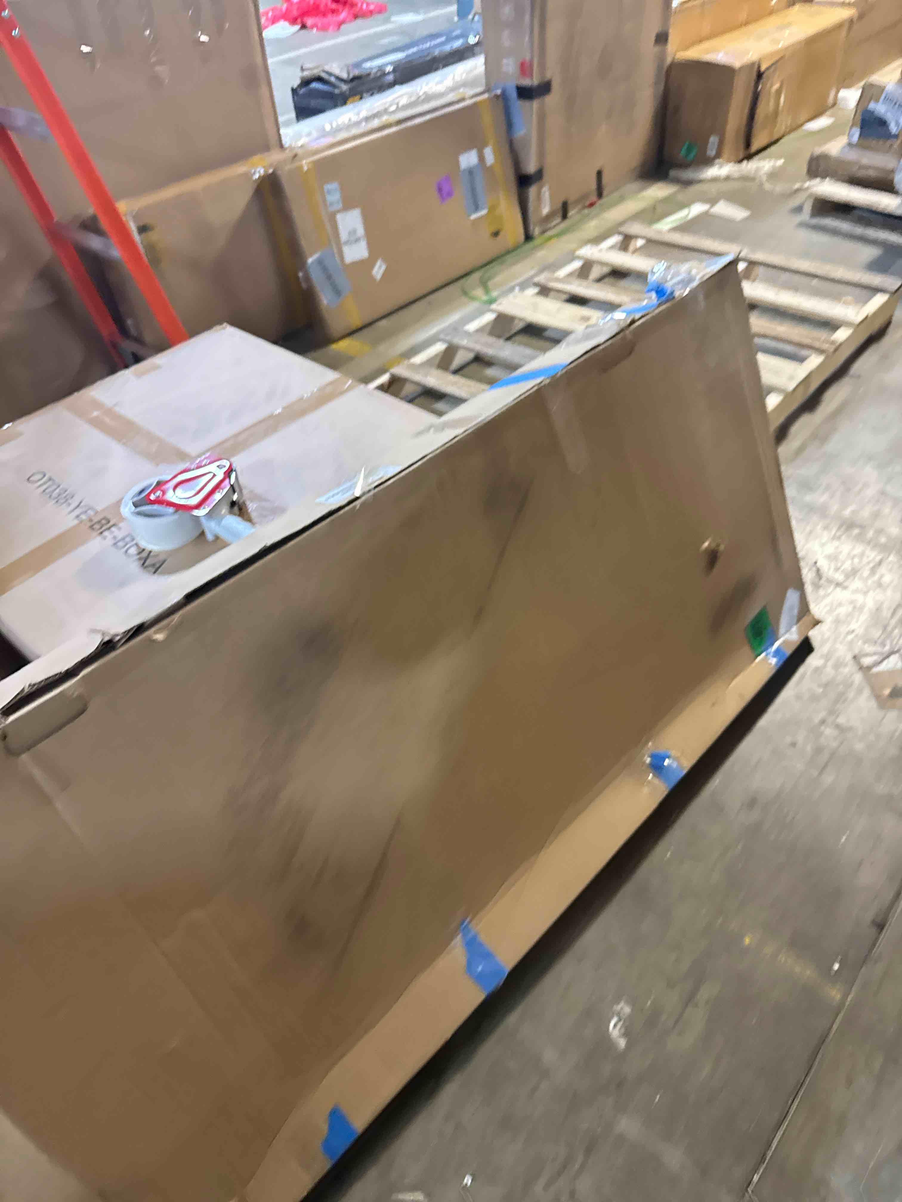 https://s3.amazonaws.com/lotting-images-prod/phillipi/TEA4212161_1778608239263.jpeg