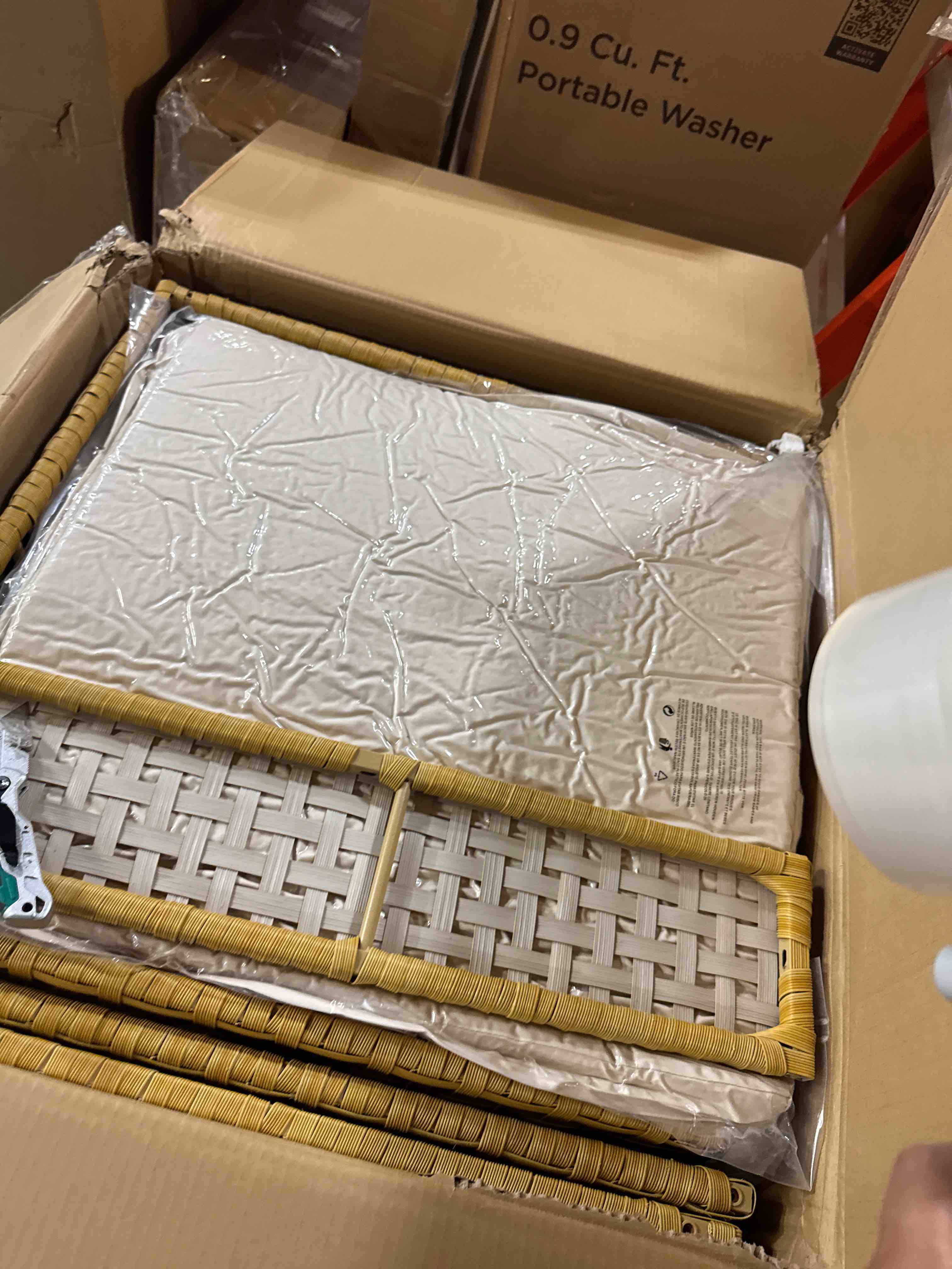 https://s3.amazonaws.com/lotting-images-prod/phillipi/TEA4212162_1778608556404.jpeg
