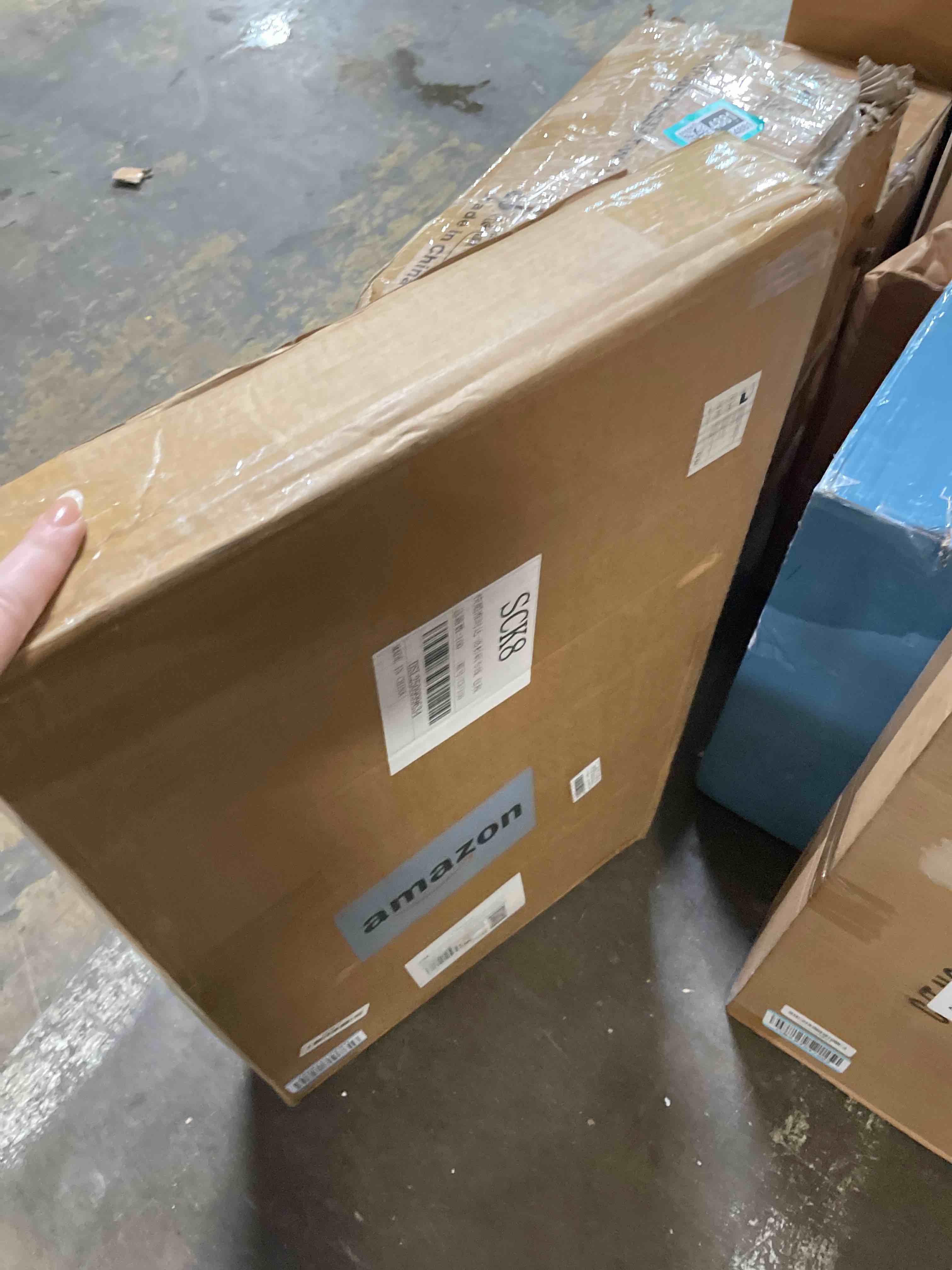 Condition photo showing Good Condition for Dog Ramps for Small Dogs, Dog Steps for Couch with Non-slip Cover and Pads, Gentle Slope Ramp for Dogs to Get on Bed, Couch, Patio, Window Sill, Car, Easy up and down Pet Ramps for Puppy, Cats 1 Pack Walnut