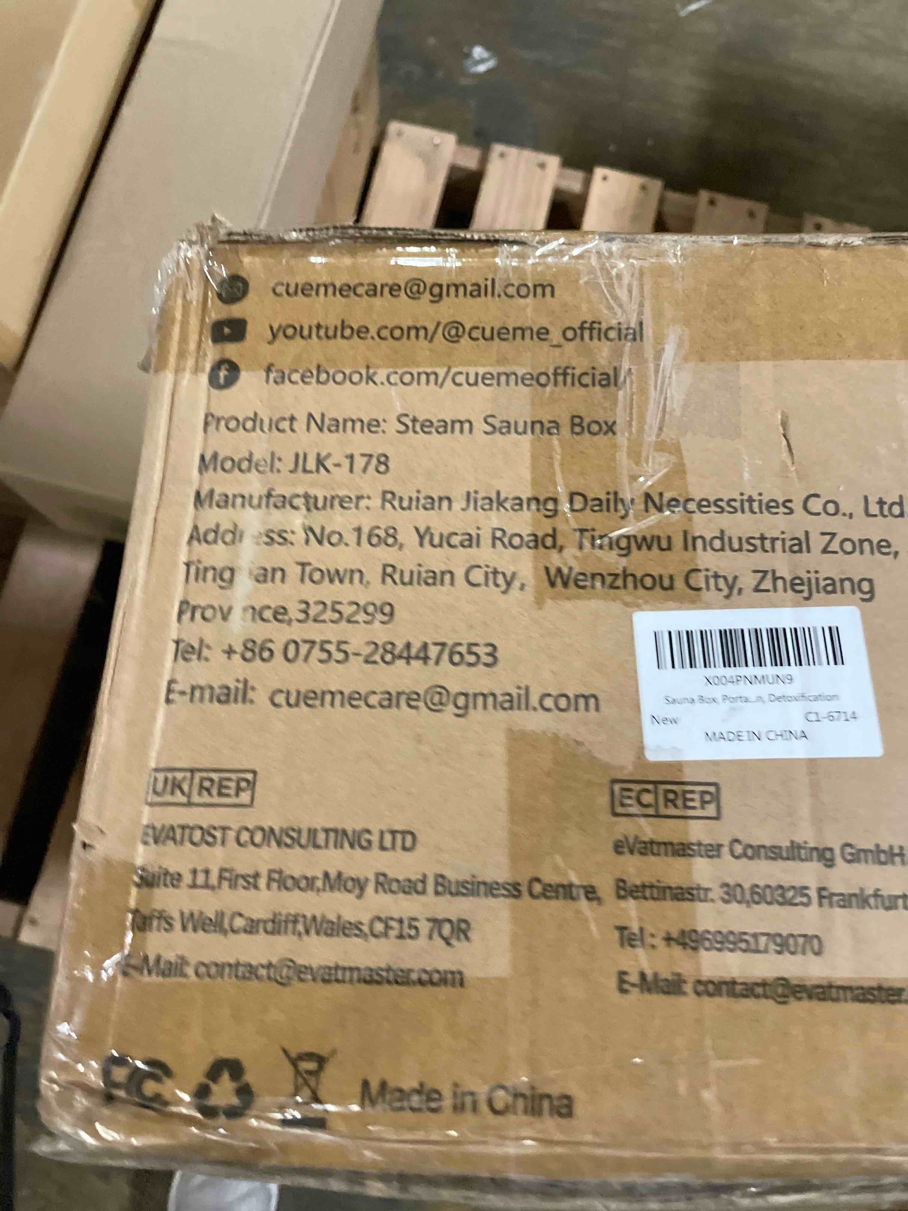 Condition photo showing Good Condition for Sauna Box, Portable Steam Sauna, Portable Sauna for Home with 3L 1200W Steamer, 9 Levels, Folding Chair, Extra Large Size (2.6' x 2.6' x 5.9'), Full Body Sauna Tent for Relaxation, Detoxification Black