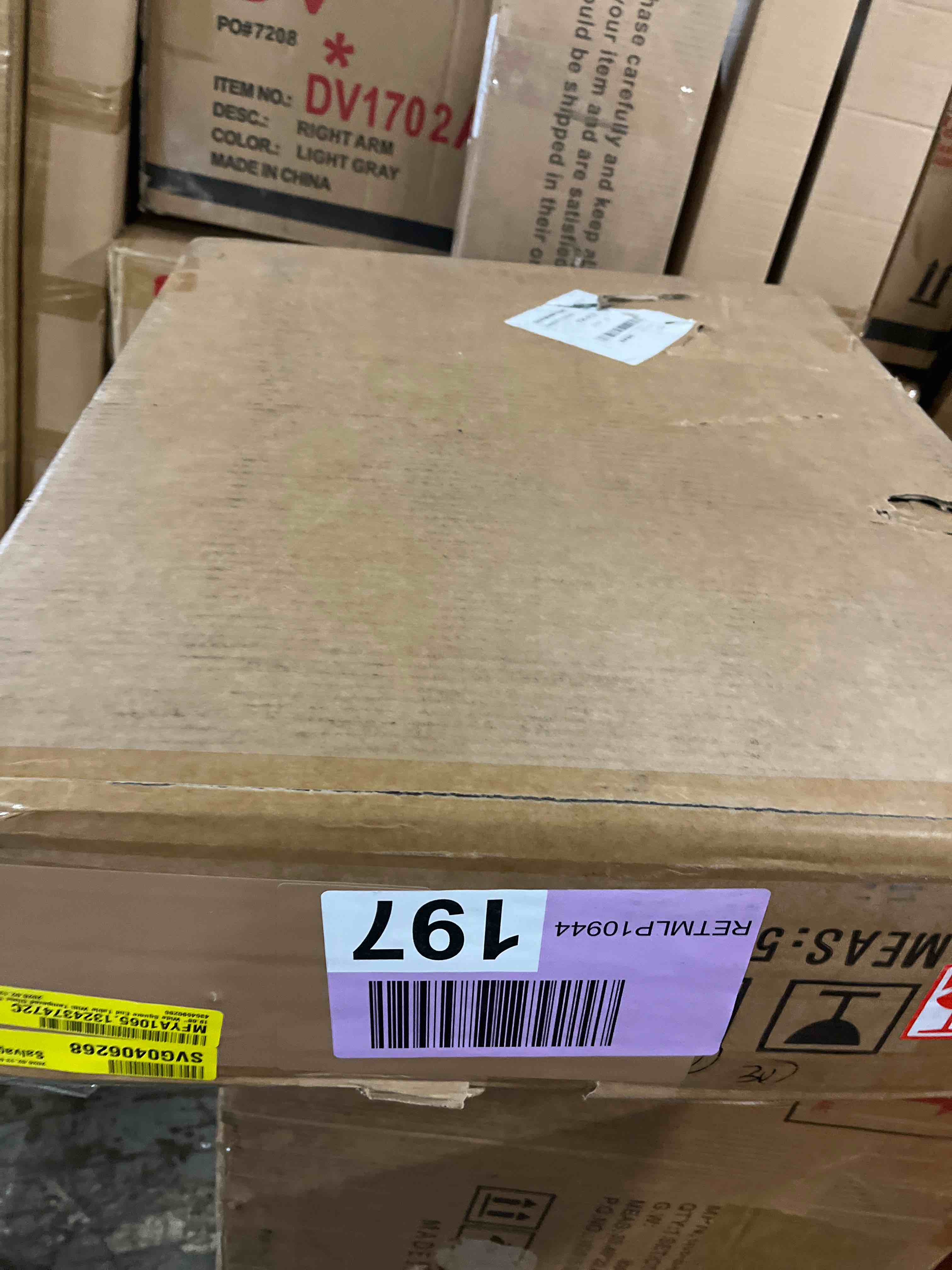 Condition photo showing New/Like New for 19.68" Wide Square End Table With Tempered Glass Top, Stainless Steel Double-layer Coffee Table For Living Room