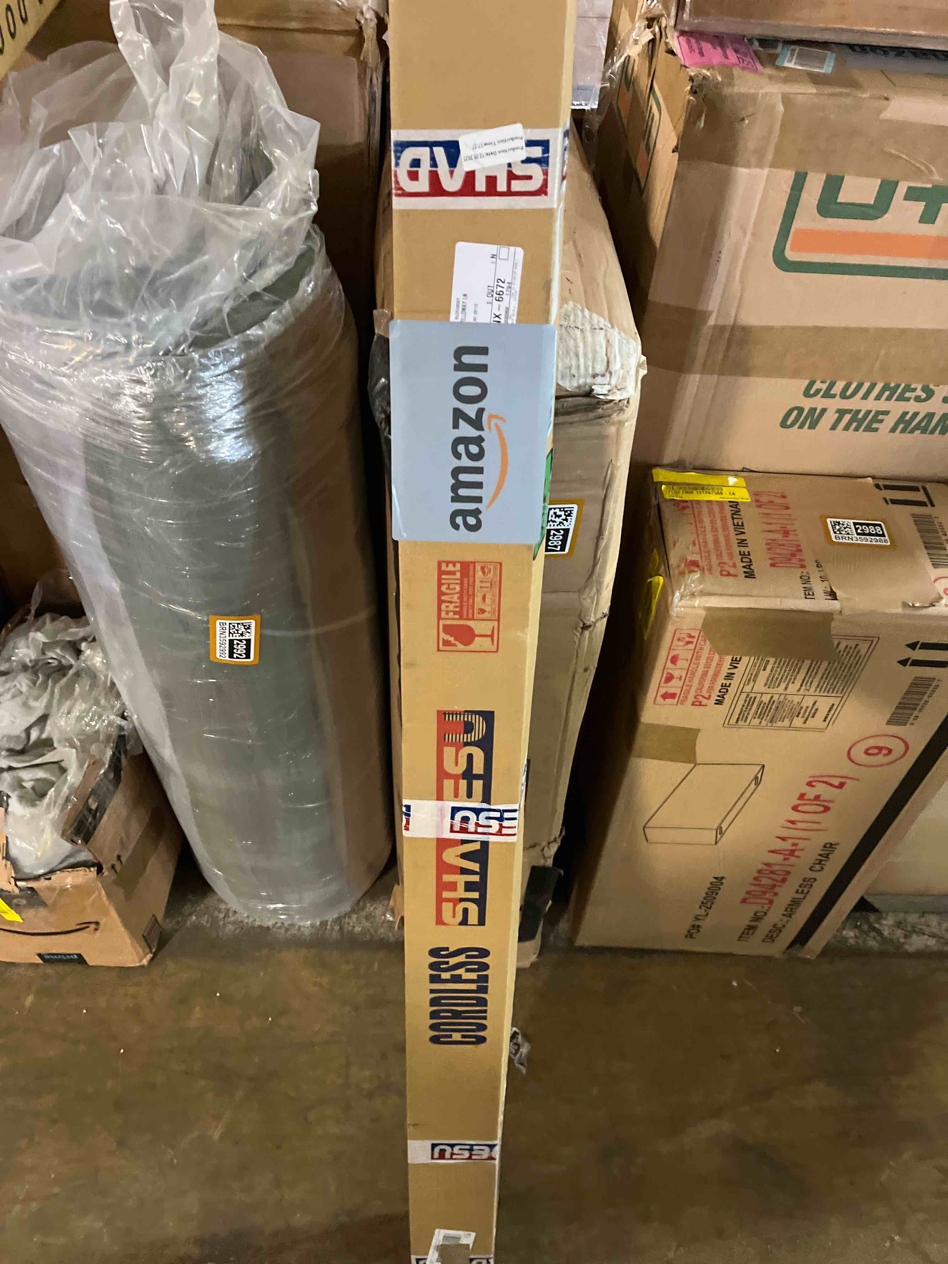 Condition photo showing New/Like New for Changshade Cellular Shades Cordless Blinds Blackout for Indoor Windows, Thermal Insulated Honeycomb Blind Room Darkening Black Out Shade 1.5'' Single Cell Pleated, Easy to Install, 29" Wx72 H, Beige Beige 29"W×72"H(FBA)