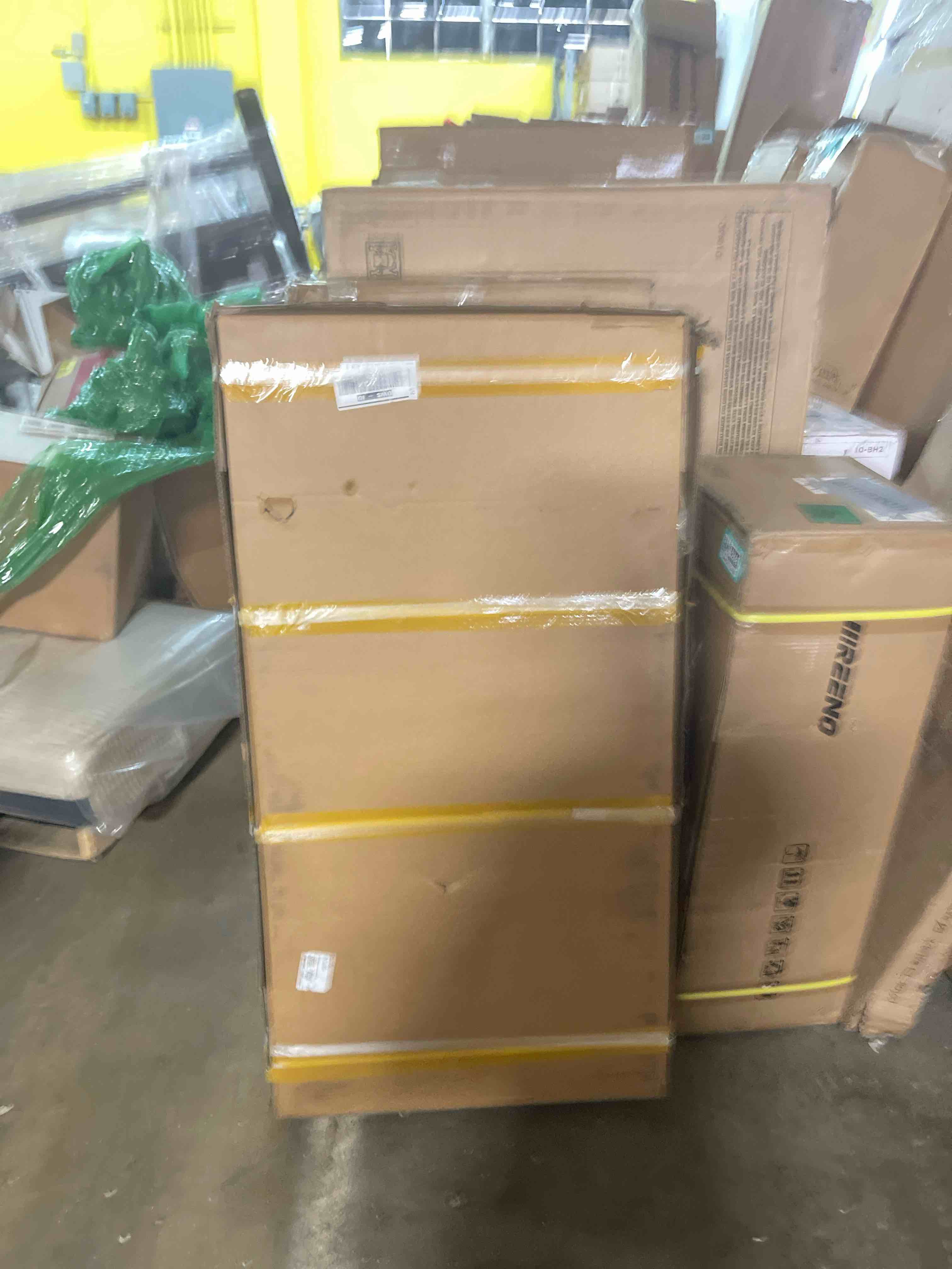 Condition photo showing New/Like New for Walking Pad Treadmill with Handle Bar 3.0 HP Foldable Treadmills 300LBS Capacity Folding Walking Pad 3 in 1 Under Desk Treadmill Remote Control with APP Carbon black