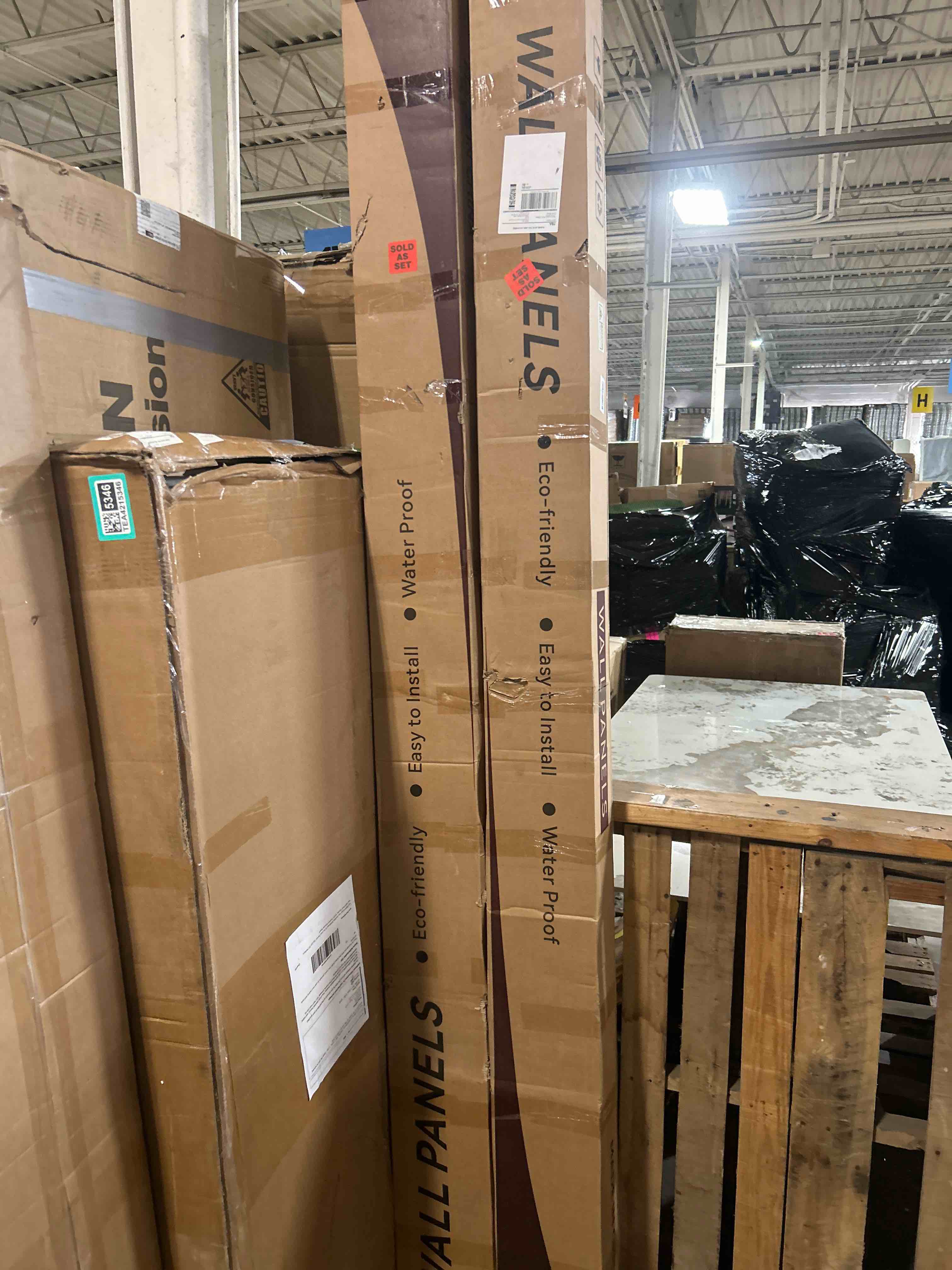 Condition photo showing New/Like New for WPC Slat Wall Paneling, Modern Accent 3D Wall Panels, 8-Piece 94.5" x 6.6" TV Wall Panel, Bedroom, Living Room, Matte Black