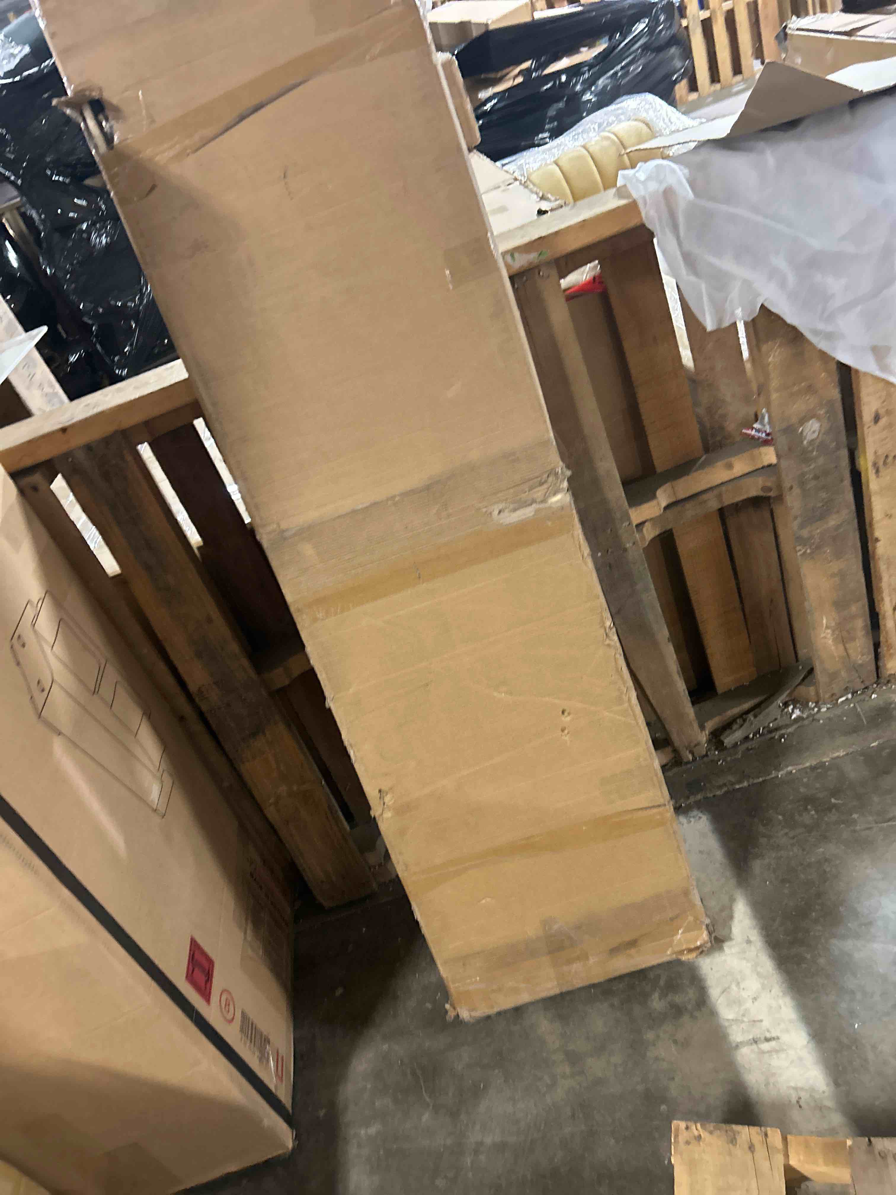 Condition photo showing New/Like New for Glass Display Cabinet With Door And Lock, 4-Shelf Curio Cabinet 5Mm Tempered Glass Floor Standing Bookshelf For Living Room, Bedroom, 64.7"*16.7"*14.3