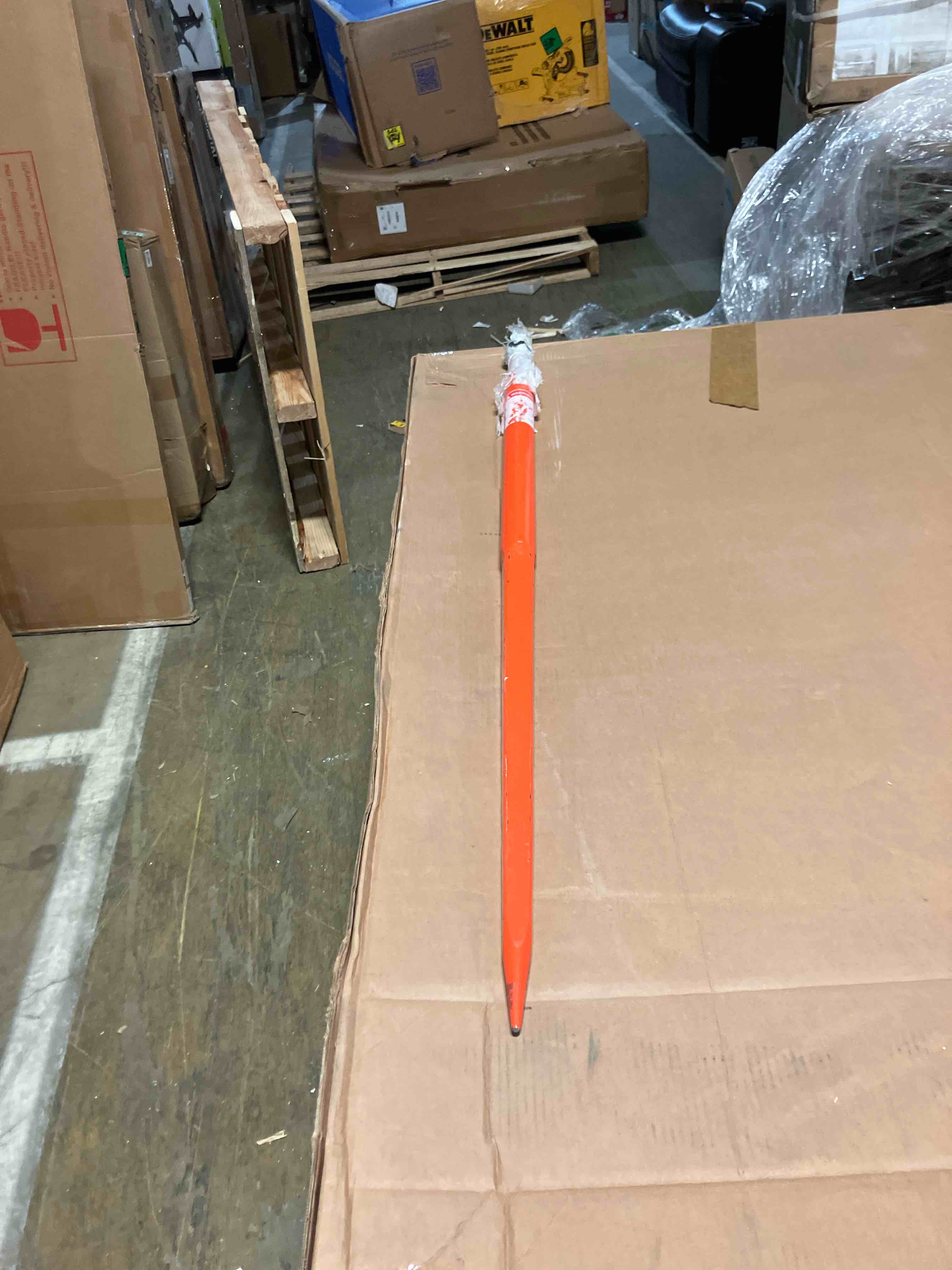 Condition photo showing New/Like New for 49" Hay Spear, 3000 Lbs Capacity Bale Spear, Orange Coated Bale Forks for Tractors & Skid Steer Loader(1 Pcs)