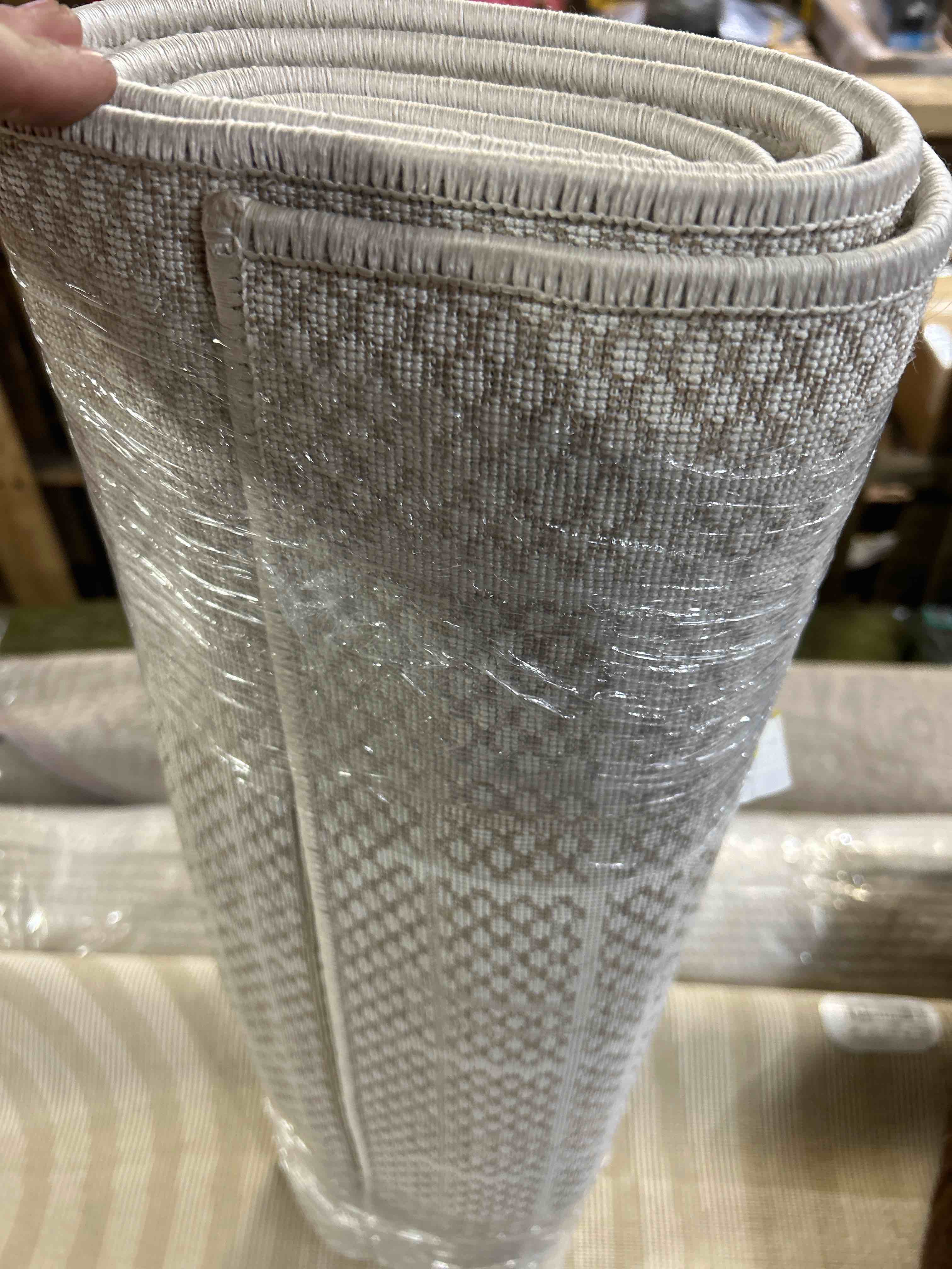 Condition photo showing New/Like New for Statesboro Geometric Power Loom Polyester/Polypropylene Area Rug 2 by 6