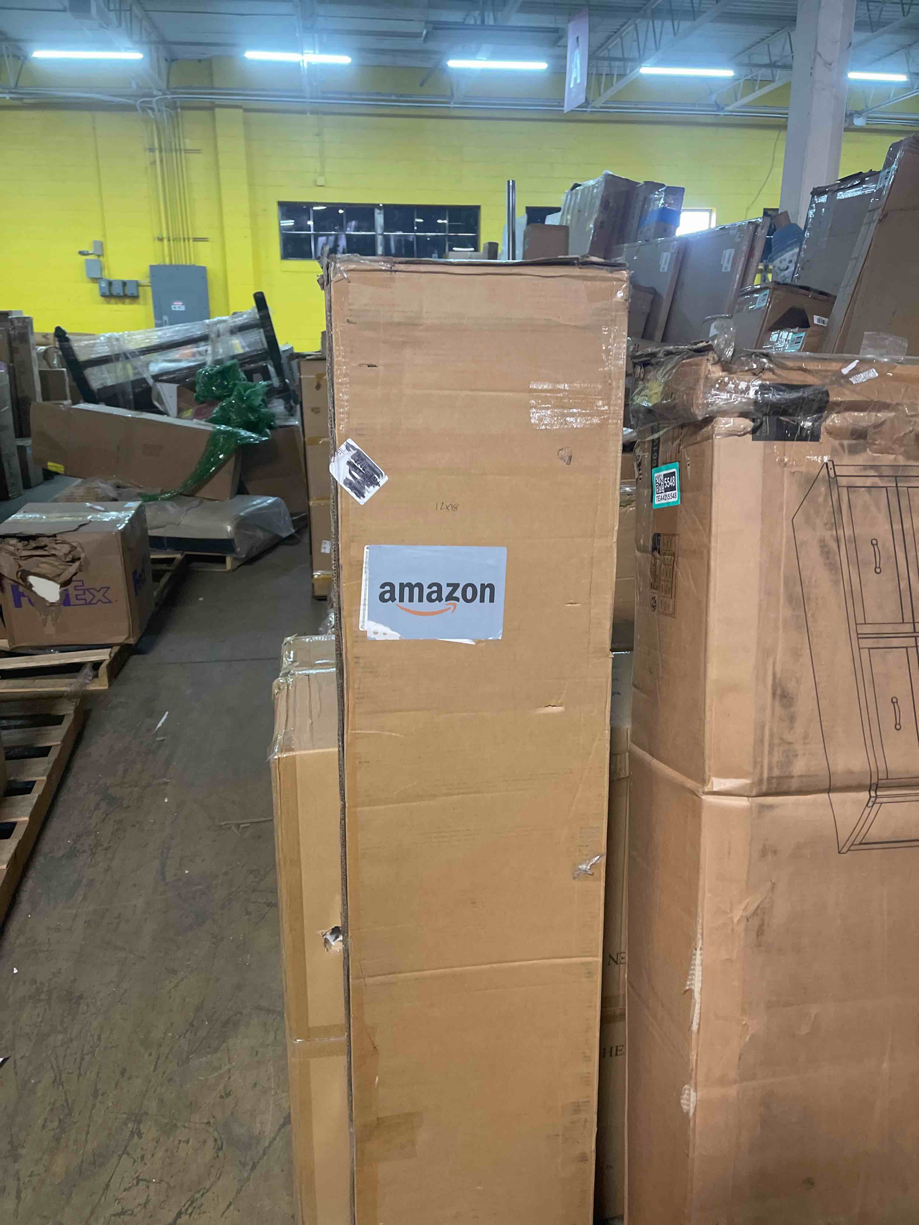 Condition photo showing New/Like New for VEVOR Aluminum Ramps, 8810 lbs, Heavy-Duty Ramps with Top Hook Attaching End, Universal Loading Ramp for Motorcycle, Tractor, ATV/UTV, Trucks, Lawn Mower, 72" L x 15" W, 2Pcs