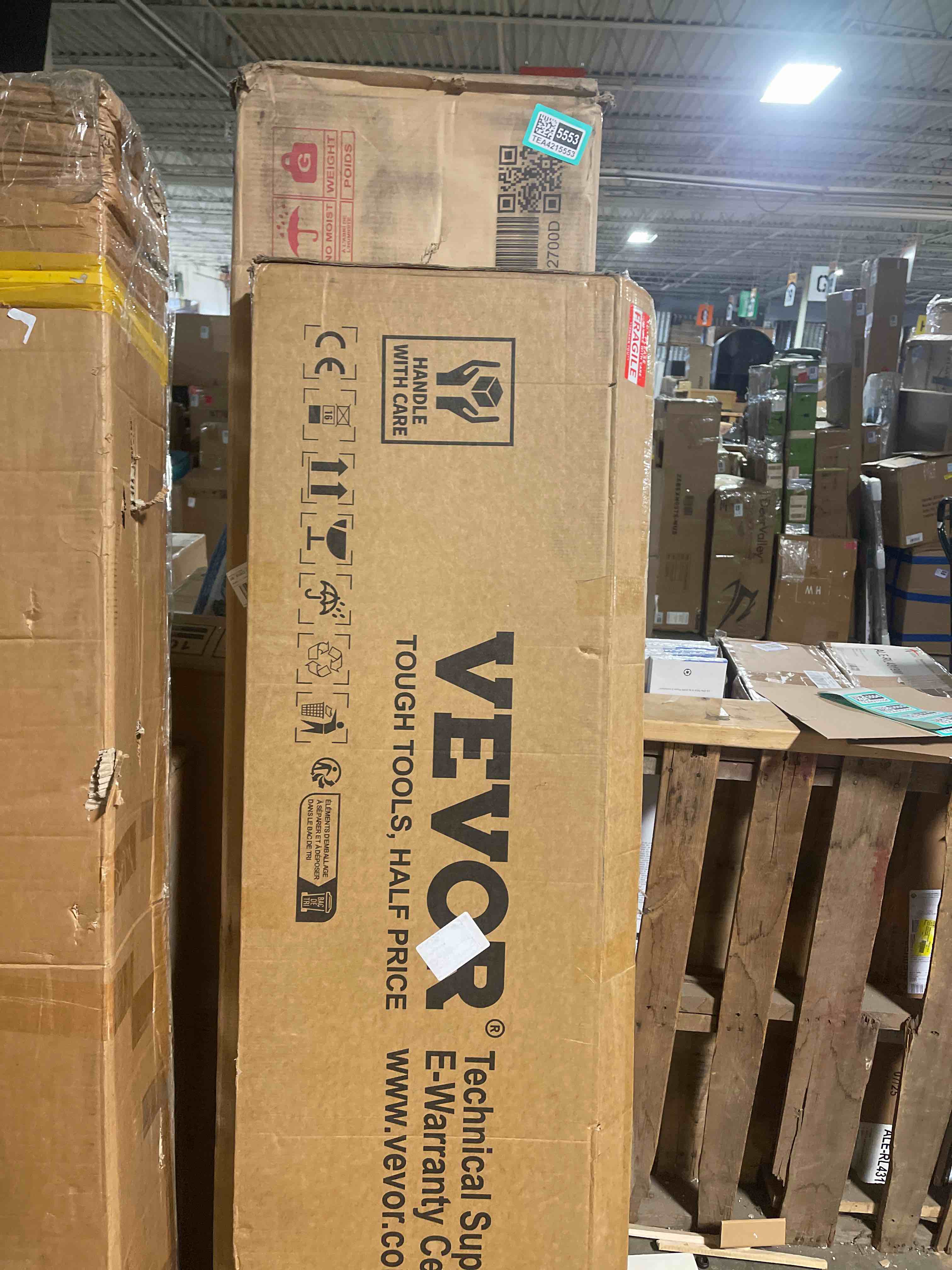 Condition photo showing New/Like New for VEVOR Room Divider, 6 Panel Japanese Room Divider, Folding Privacy Screen Indoor, Portable Partition