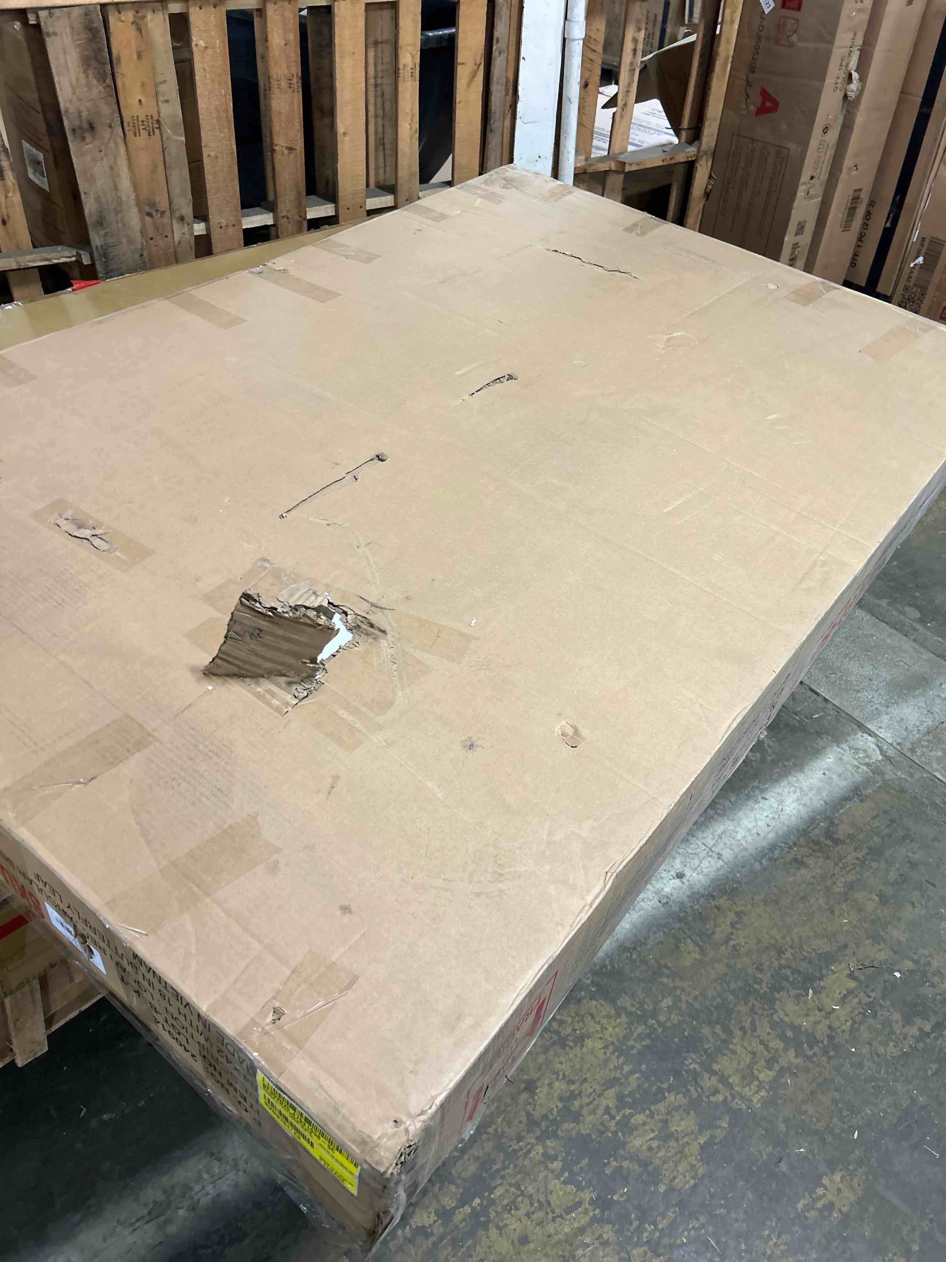 Condition photo showing As Is for 9 Piece Modern Dining Table Set Includes a Rectangle Wooden Table with Butterfly Leaf and 8 Dining Chairs, Black(Table top to dining table only )