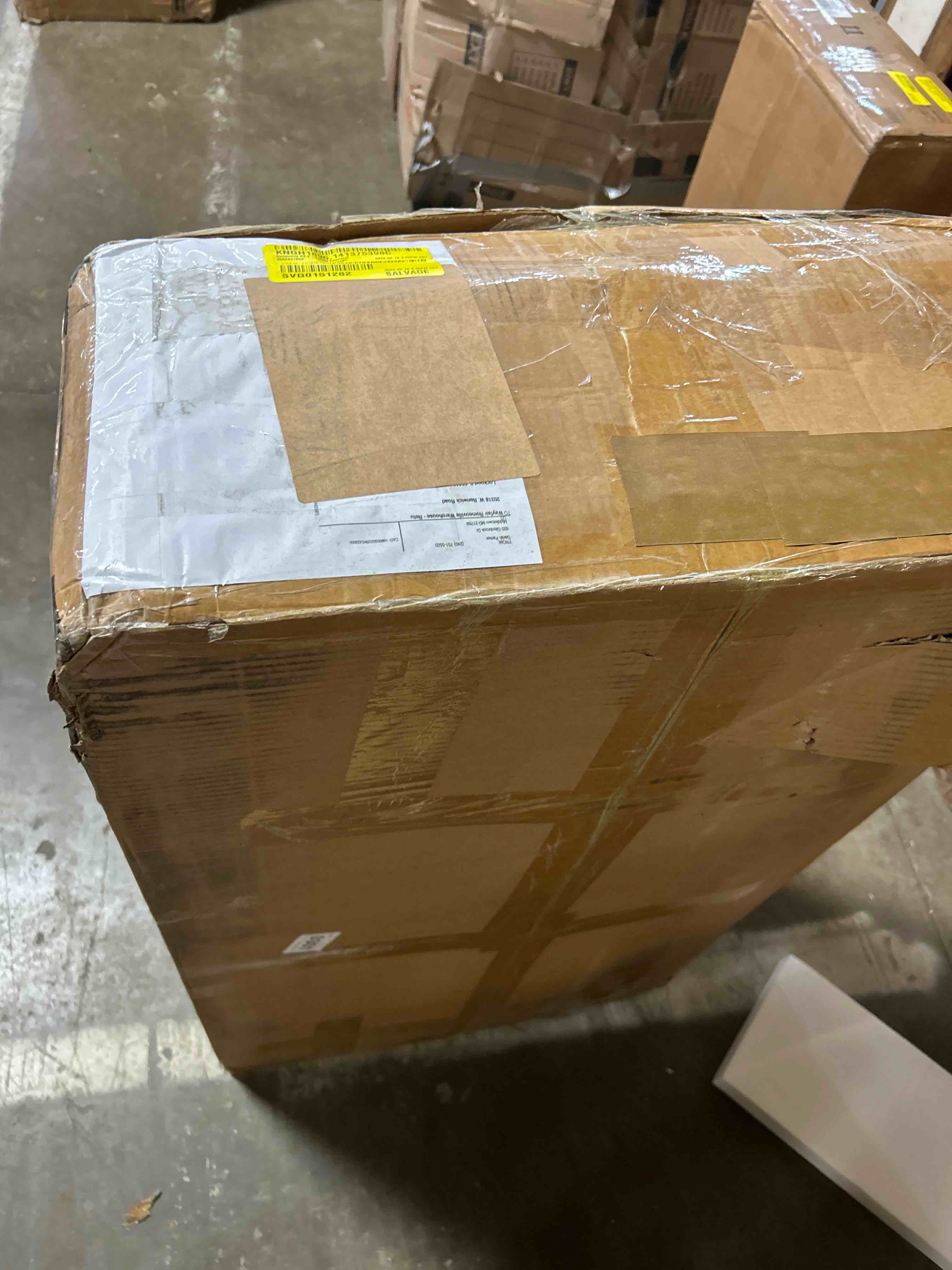 Condition photo showing As Is for Geneveve 64.2"  Velvet Loveseat(1 piece only)