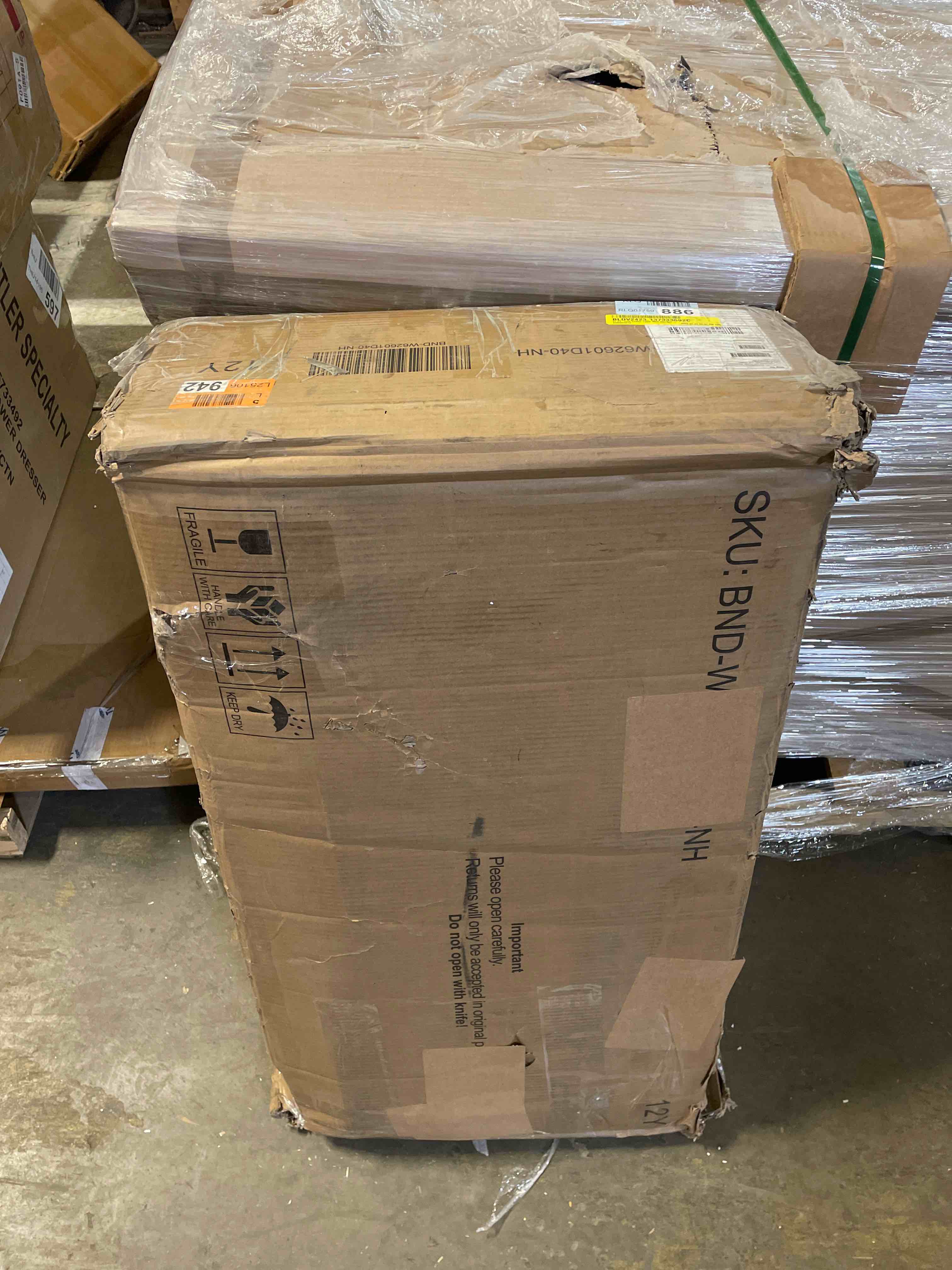 Condition photo showing Good Condition for 47.24" Oval Coffee Table With Storage 