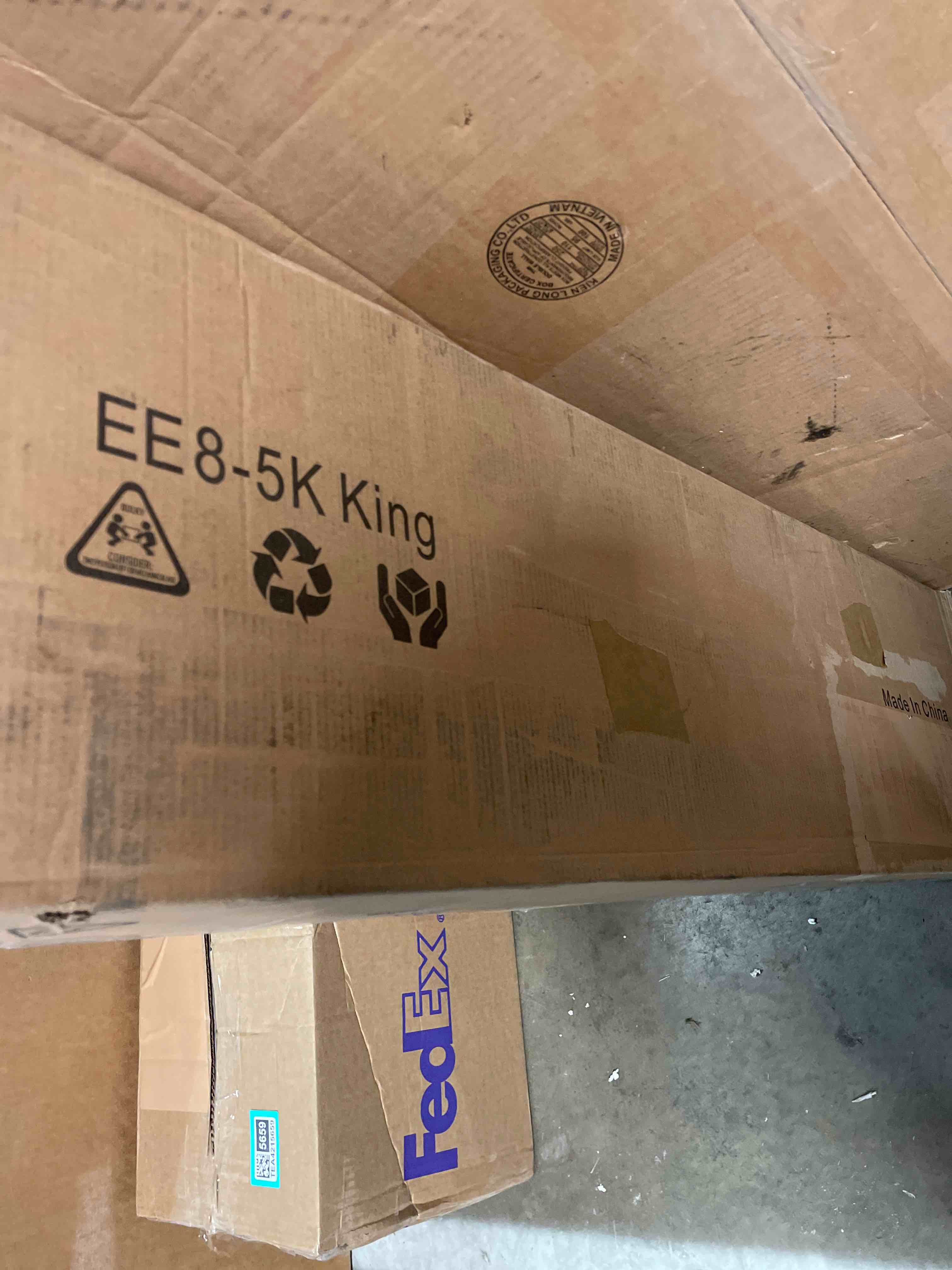 Condition photo showing New/Like New for Amazon Basics Metal Bed Frame, 9-Leg Support Base for Box Spring and Mattress, King-Size, Tool-Free Easy Assembly, 79.6" x 76" x 7", Black