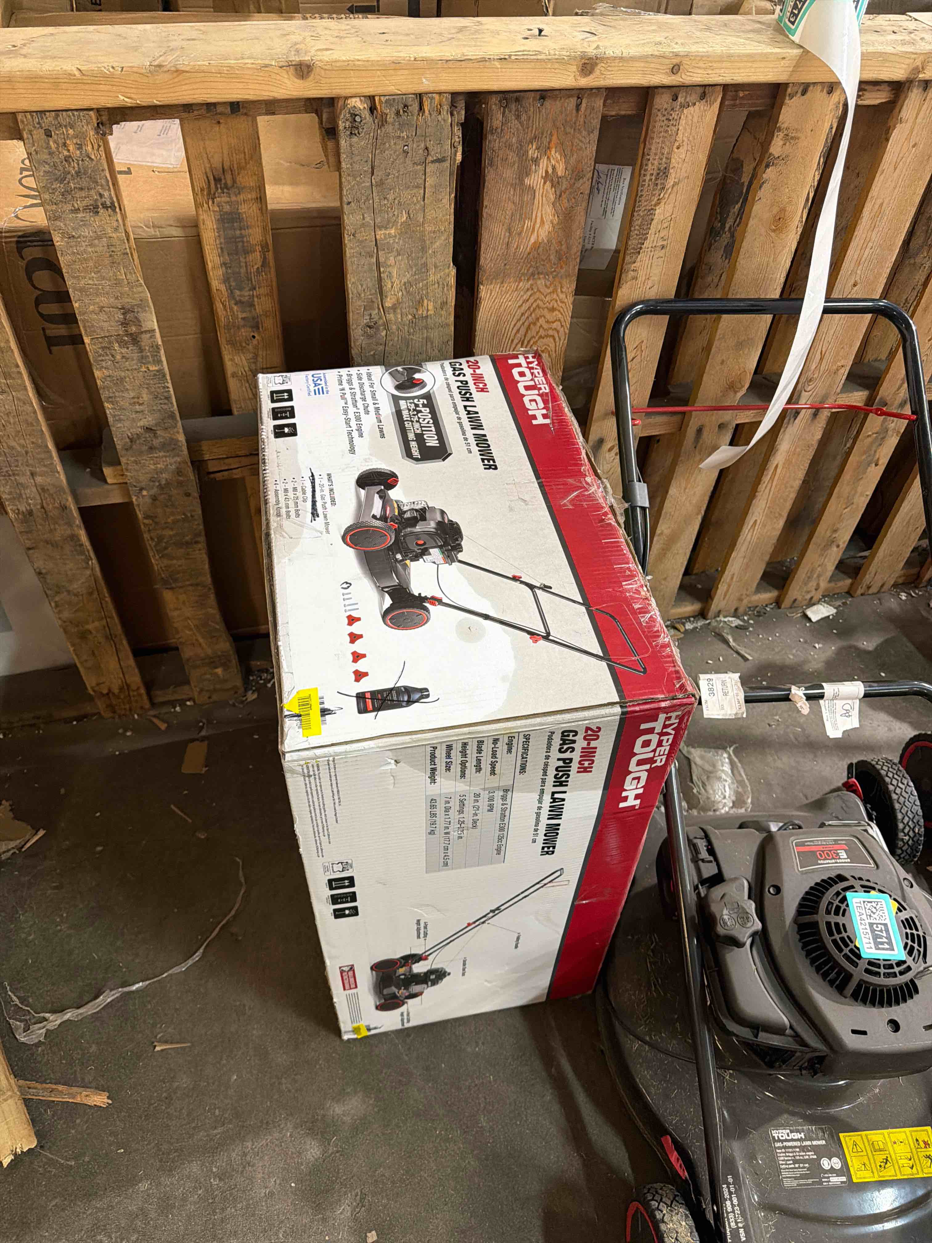 Condition photo showing Good Condition for Hyper Tough 20" 125cc Gas Powered Walk-Behind Push Lawn Mower with Briggs & Stratton Engine, Black