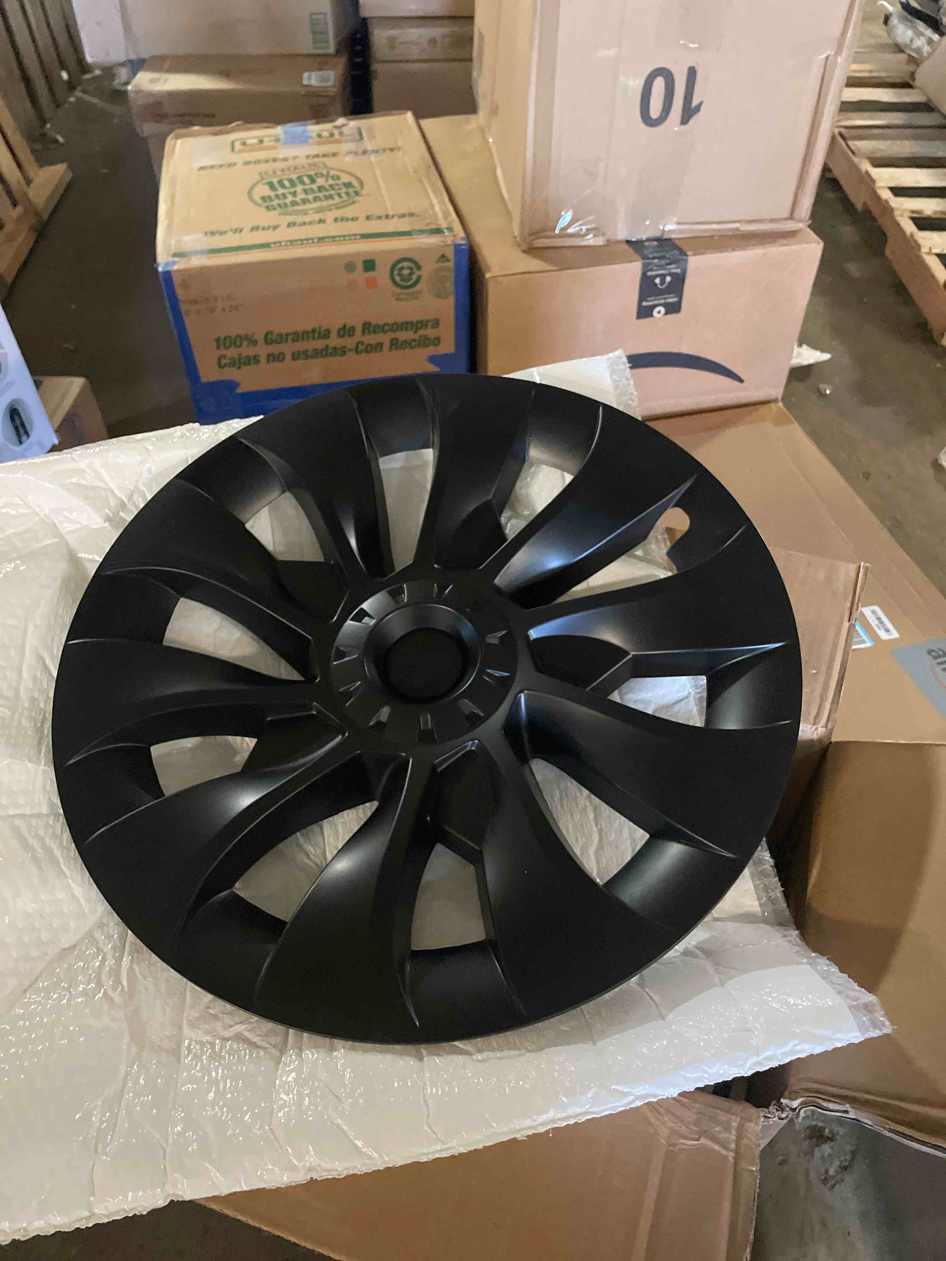 Condition photo showing New/Like New for VEVOR Wheel Rim Cover Hubcaps, 18 in, 2017-2023 Model 3 Fully Fit Hubcap with Snap, Guard Tape & Valve Nozzle Hole, ABS & PC Hubcap with High Rigidity & Less Wind Drag, Fits for All Weather Use
