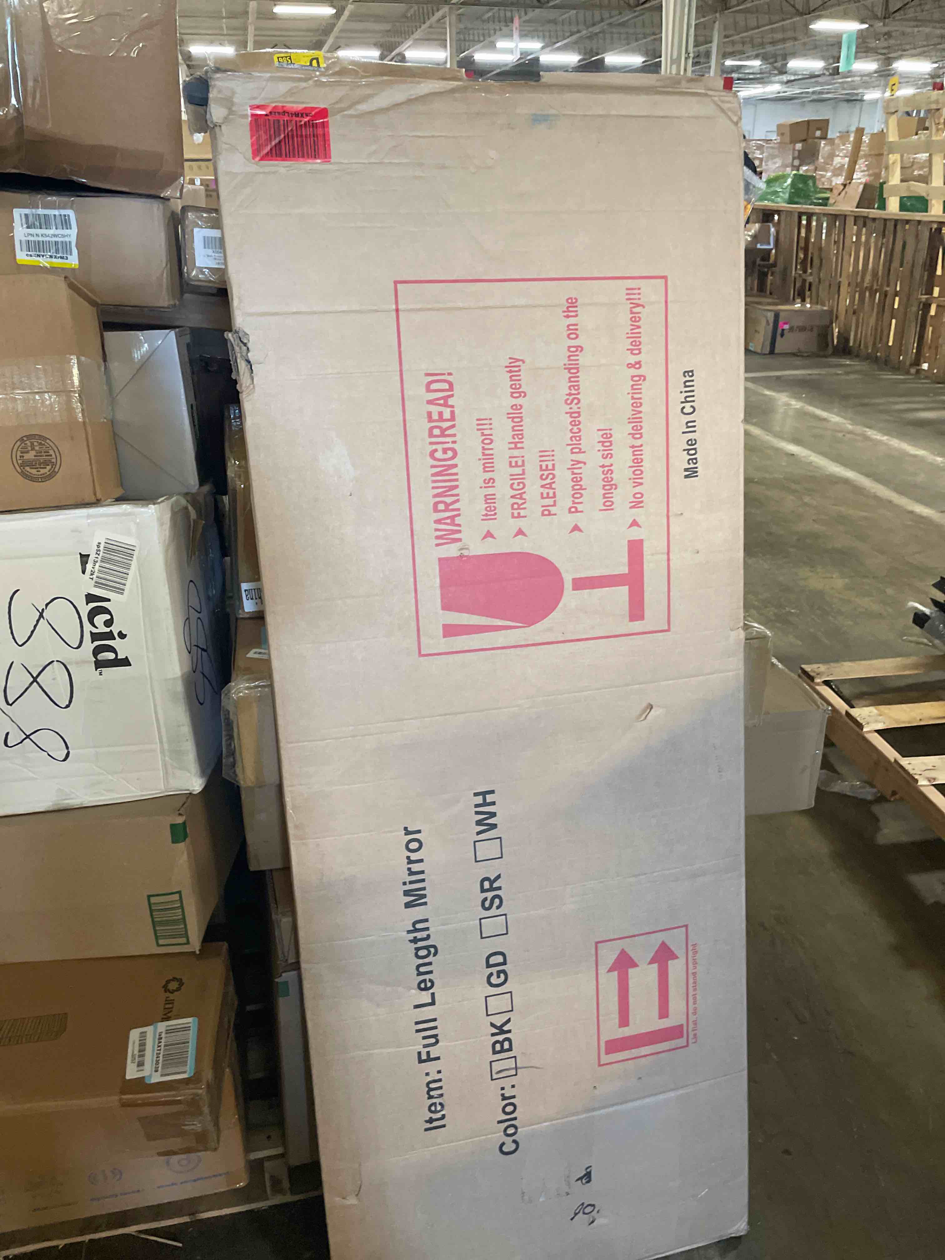 Condition photo showing Good Condition for 56"x21" Arched Full Length Mirror Floor Mirrors with Aluminum Alloy Frame Free-Standing Wall Mounted Floor Mirrors or Large Dressing Mirror, Black Mirror Full Length Black 56"L x 21"W