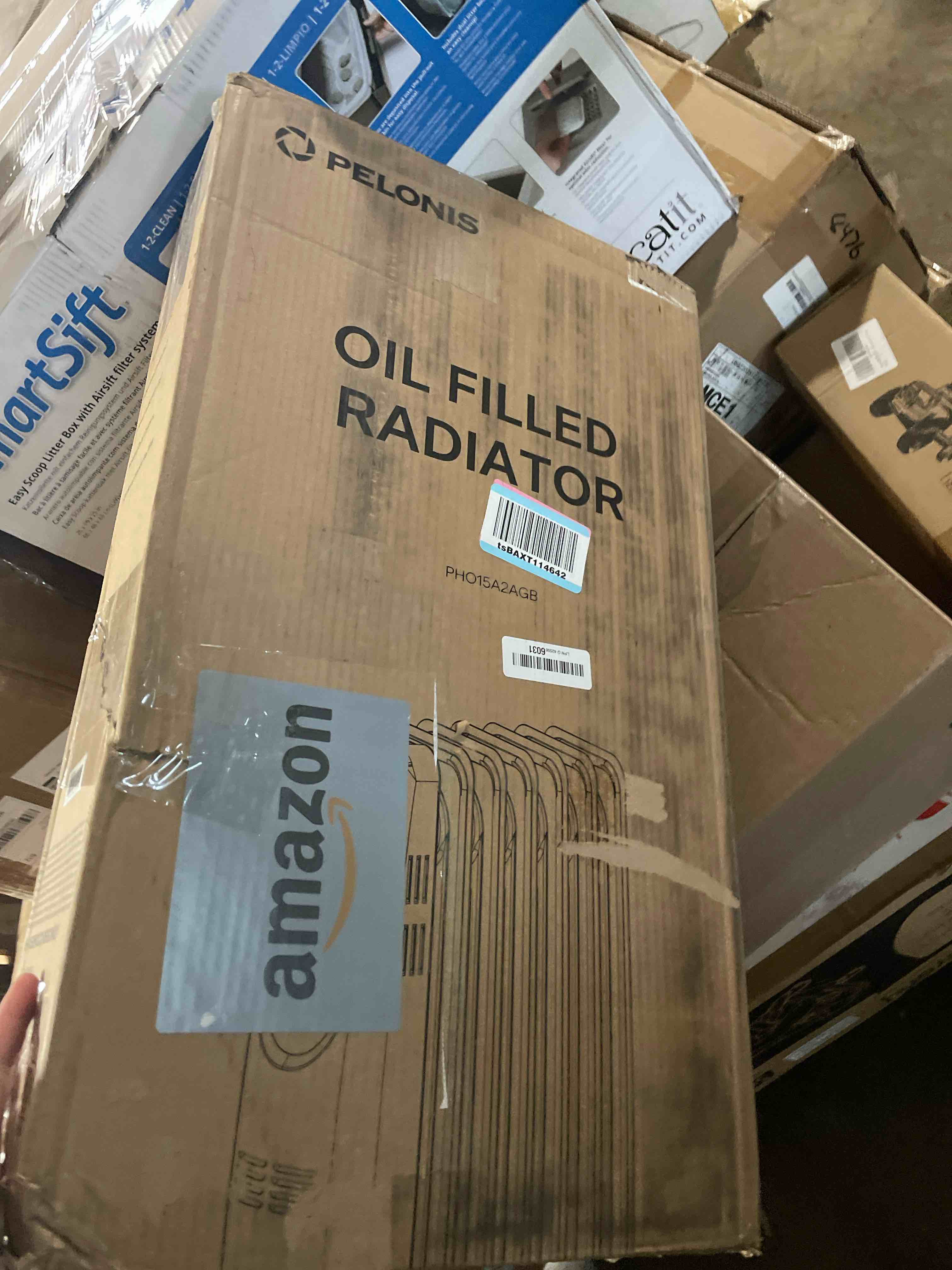 Condition photo showing Good Condition for PELONIS Radiator Heater for Large Space, Electric Oil Filled Radiator, Dual Knobs, 1500W, Quiet Space Heater, 3 Modes, Tip-over Protection Classic White