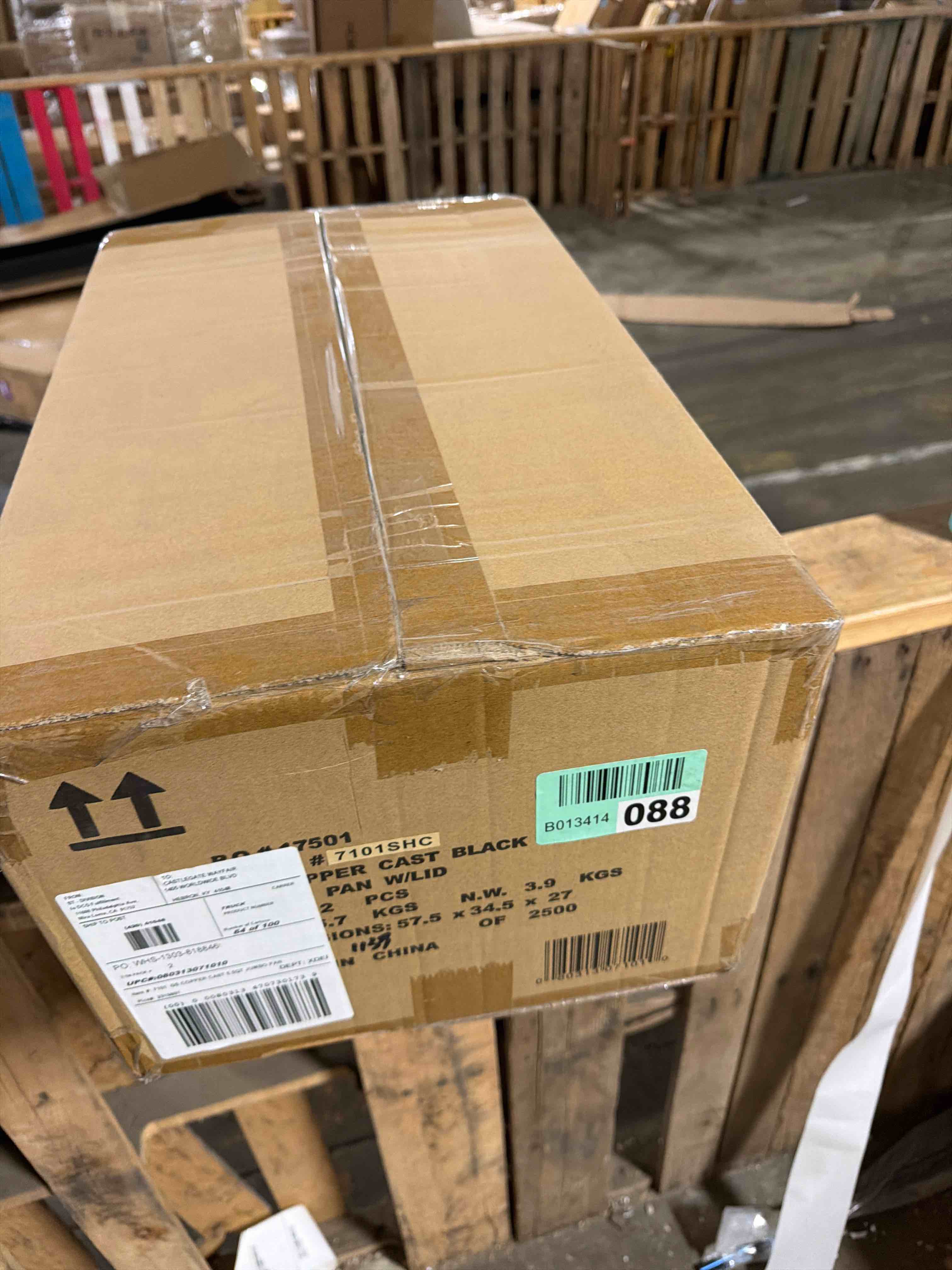 Condition photo showing New/Like New for Gotham Steel Sauté Pan with Lid – 5.5 Quart Multipurpose Nonstick Jumbo Cooker with Glass Lid, Stainless Steel Handle & Helper Handle, Oven & Dishwasher Safe, 100% PFOA FREE 5.5" Jumbo Cooker Brown