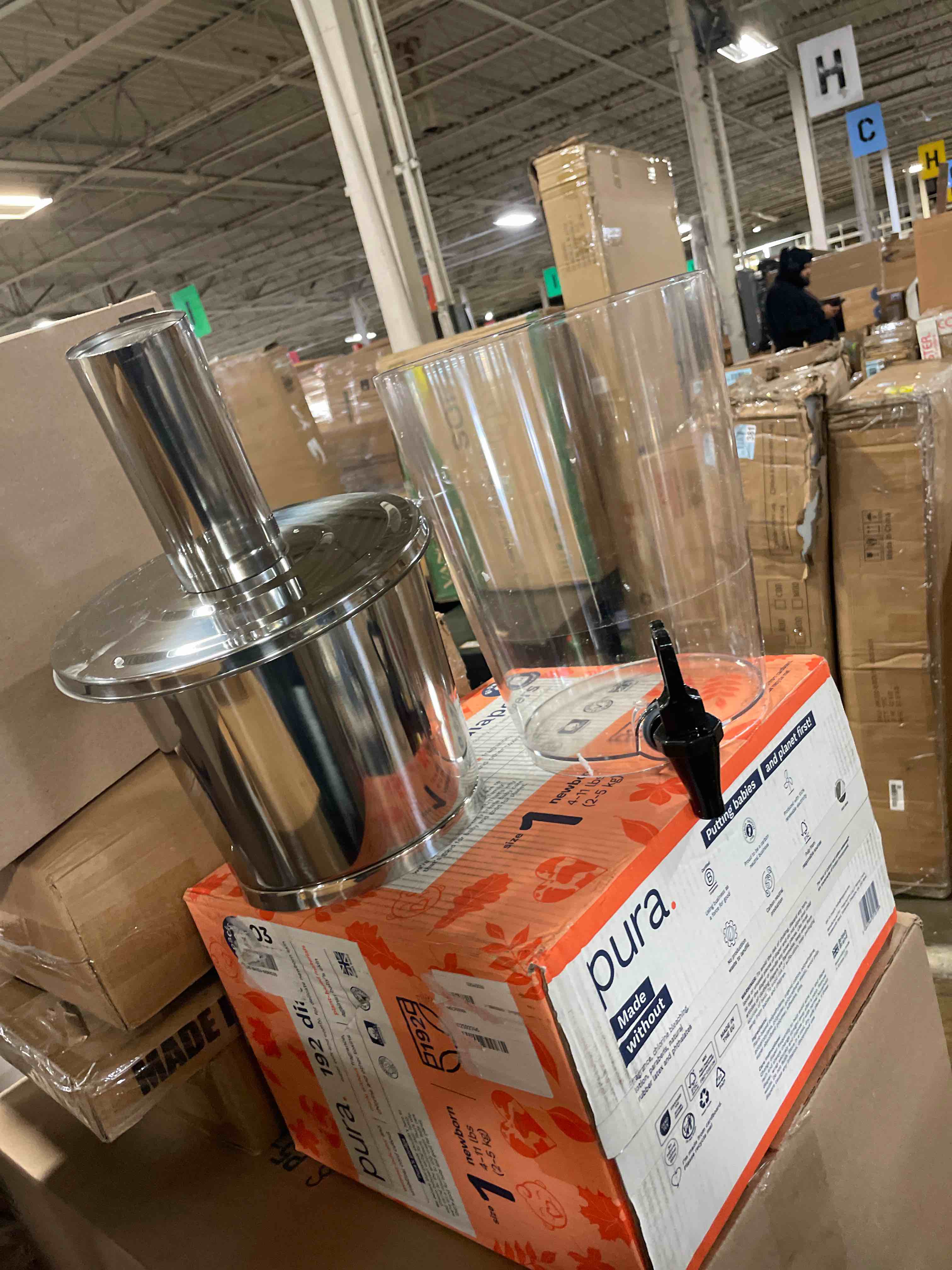 Condition photo showing As Is for Service Ideas CBDRT3SS Beverage Dispenser, Round, 3 Gallon with Plastic Container and Optional Infuser Tube, Stainless Steel Base and Lid, NSF certified