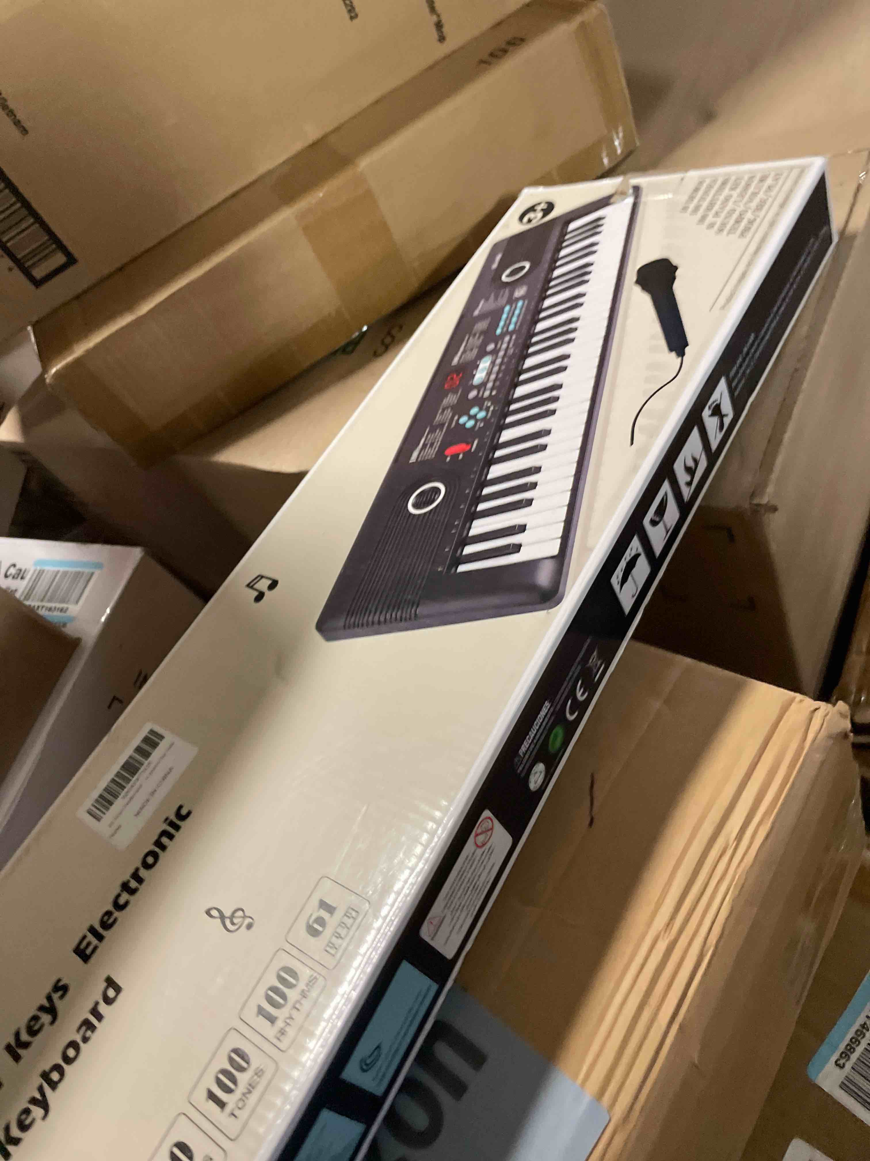 Condition photo showing New/Like New for 61 keys keyboard piano, Electronic Digital Piano with Built-In Speaker Microphone, Portable Keyboard Gift Teaching for Beginners, electric piano for kids Black