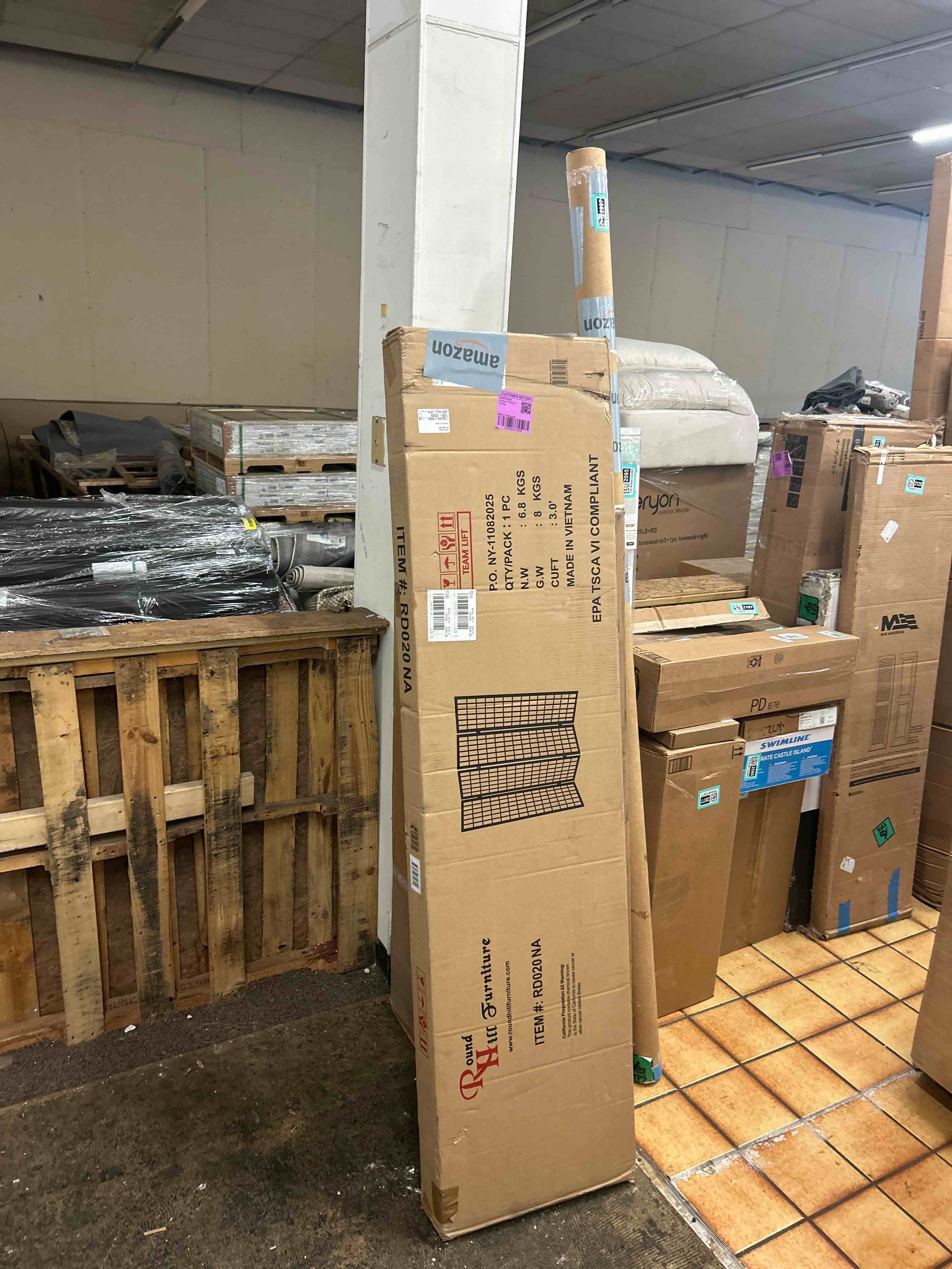 Condition photo showing New/Like New for roundhill furniture oriental shoji 4 panel screen room divider, natual