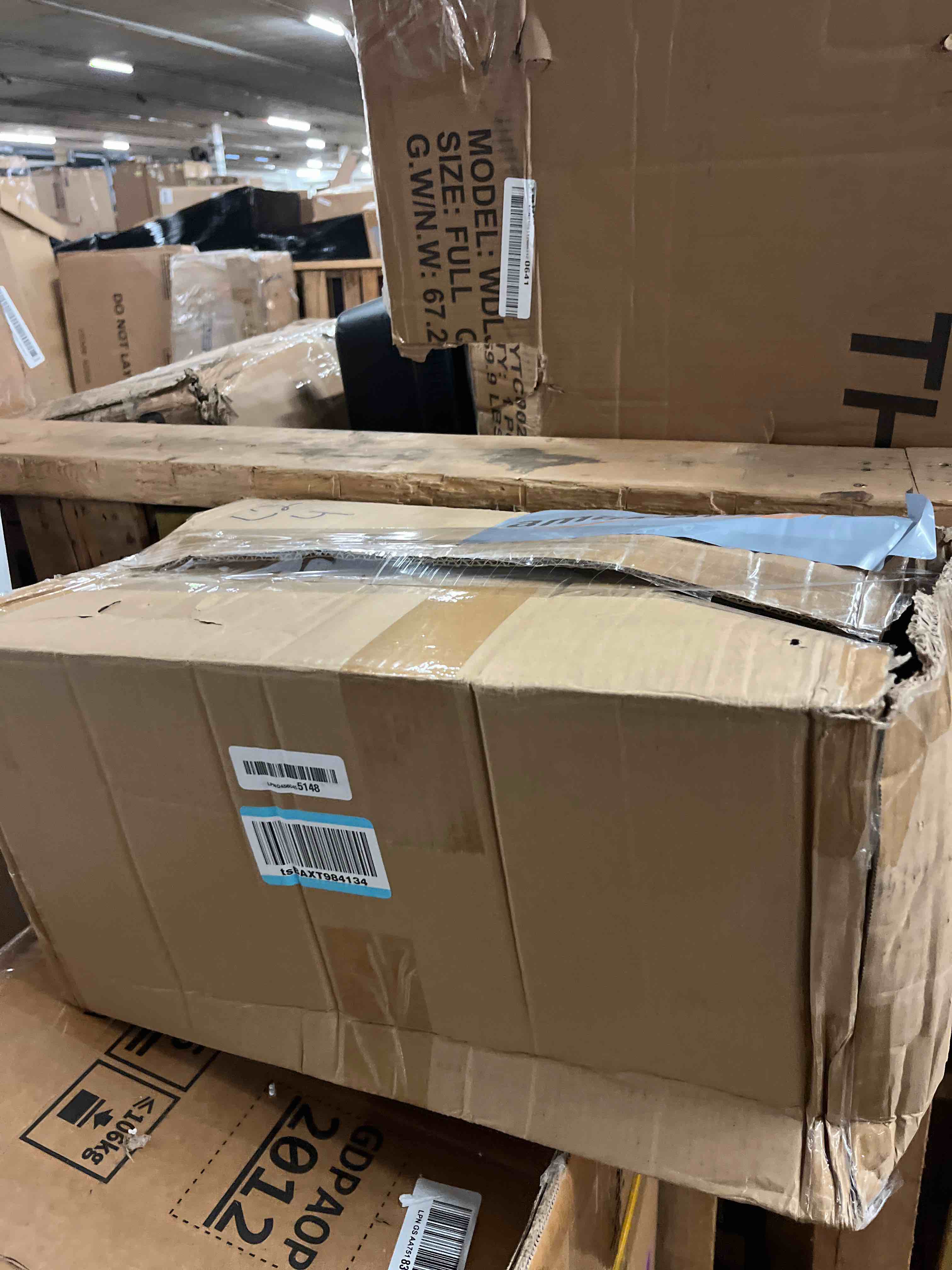 Condition photo showing New/Like New for filled punching bag for adults, 4ft pu leather hanging bag with 11lb sponge filler, come with 12oz gloves, heavy bag boxing equipment for training karate kickboxing home gym
