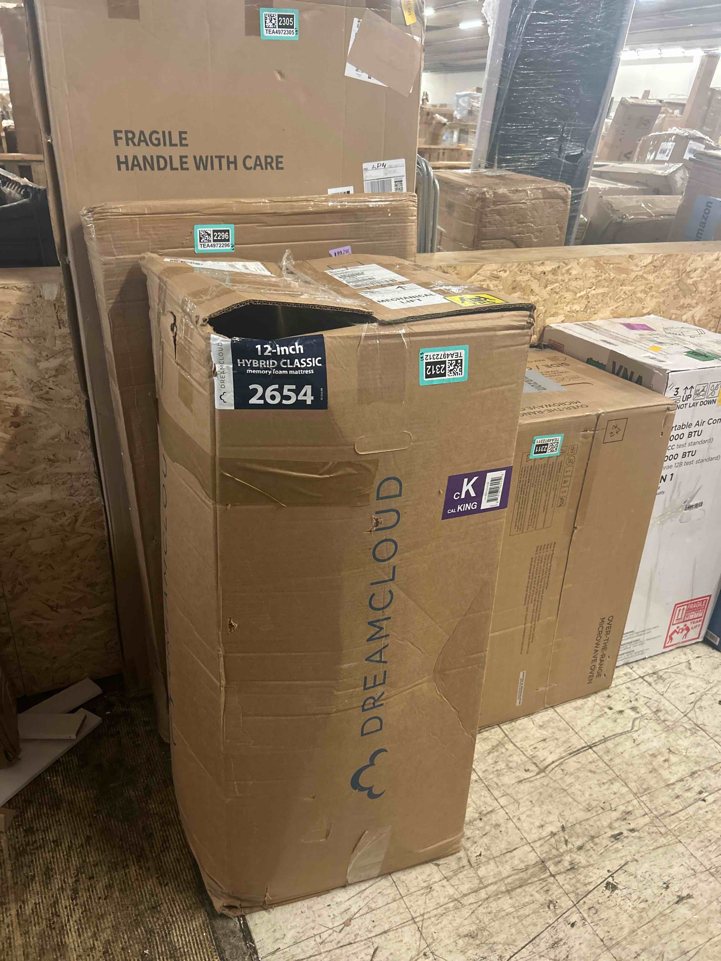 Condition photo showing New/Like New for dreamcloud classic 12" california king mattress - luxury hybrid gel memory foam - back pain relief - fiberglass free - mattress in a box - certipur-us certified