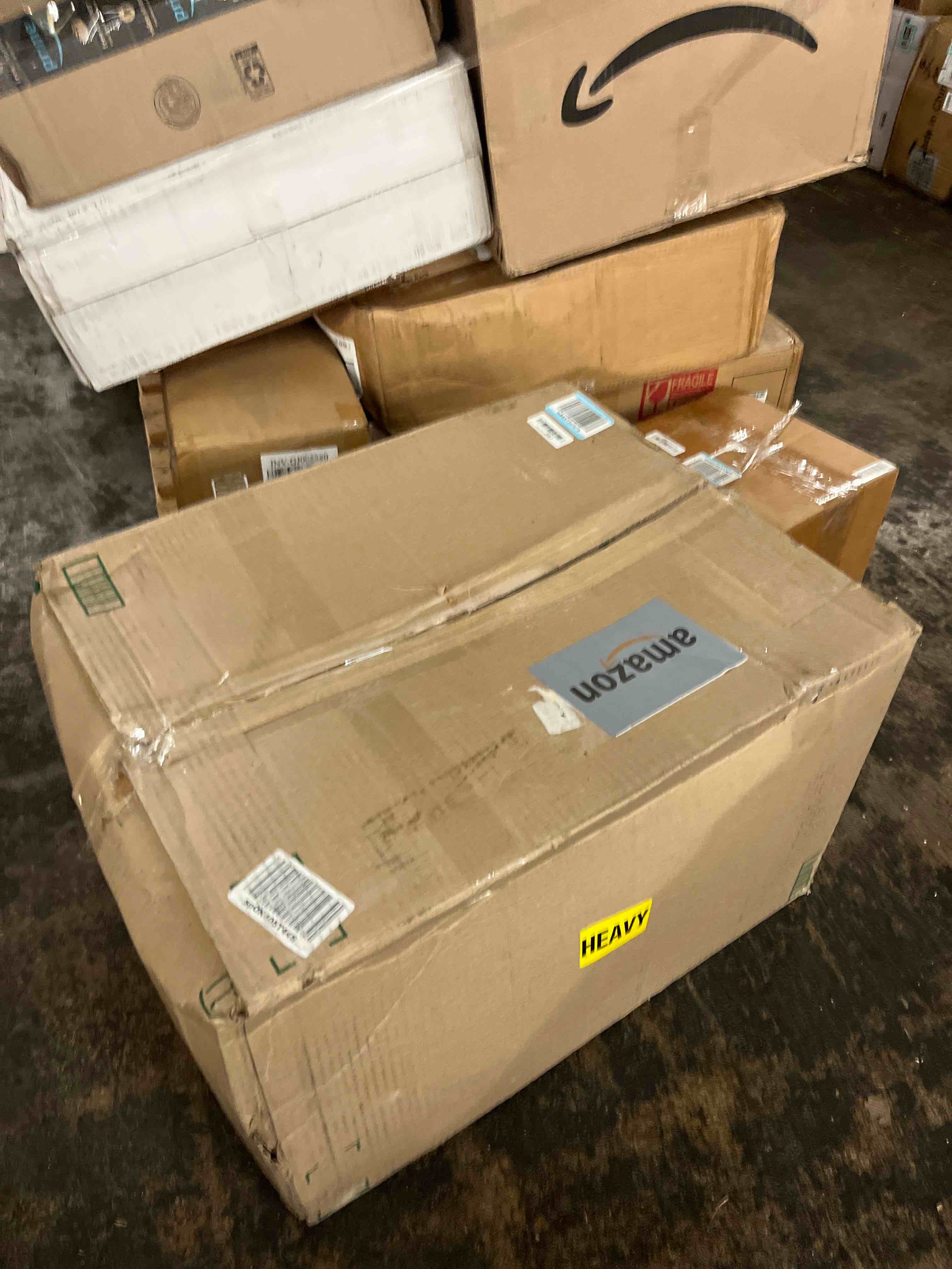 Condition photo showing New/Like New for aeocky 4500 sq.ft energy star most efficient 2025 dehumidifier, max 80 pint/day smart compressor dehumidifier with drain hose, intelligent humidistat,for basement,bedroom,home,bathroom