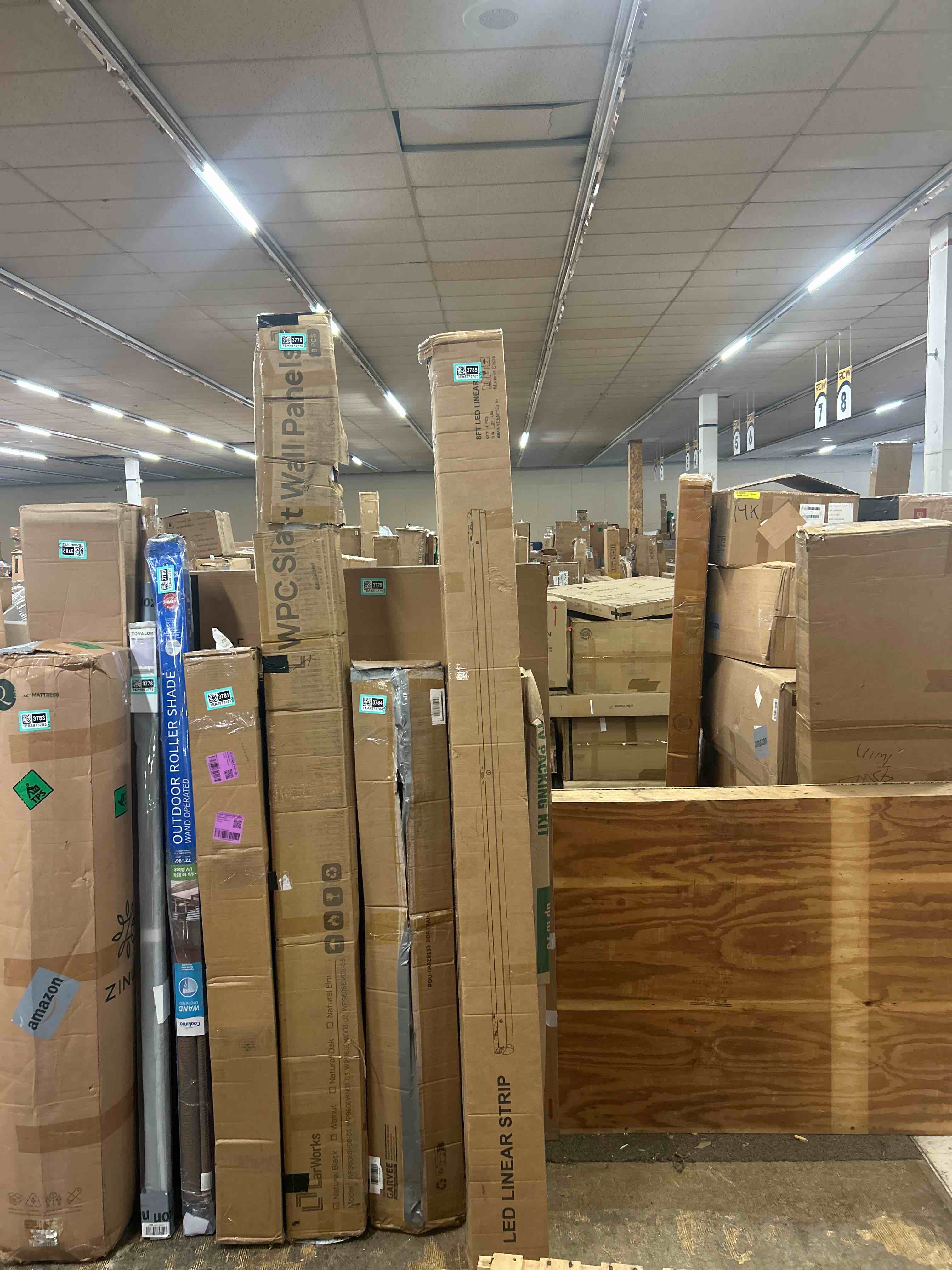 Condition photo showing New/Like New for dimmable 8ft led linear strip light, 50w-100w 6cct 0-10v selectable,etl dlc | super bright 8 foot led shop lights, 100w/90w/80w/70w/50w, 3000k-6500k, flush mount or hanging, garage ceiling light, 4 pcs