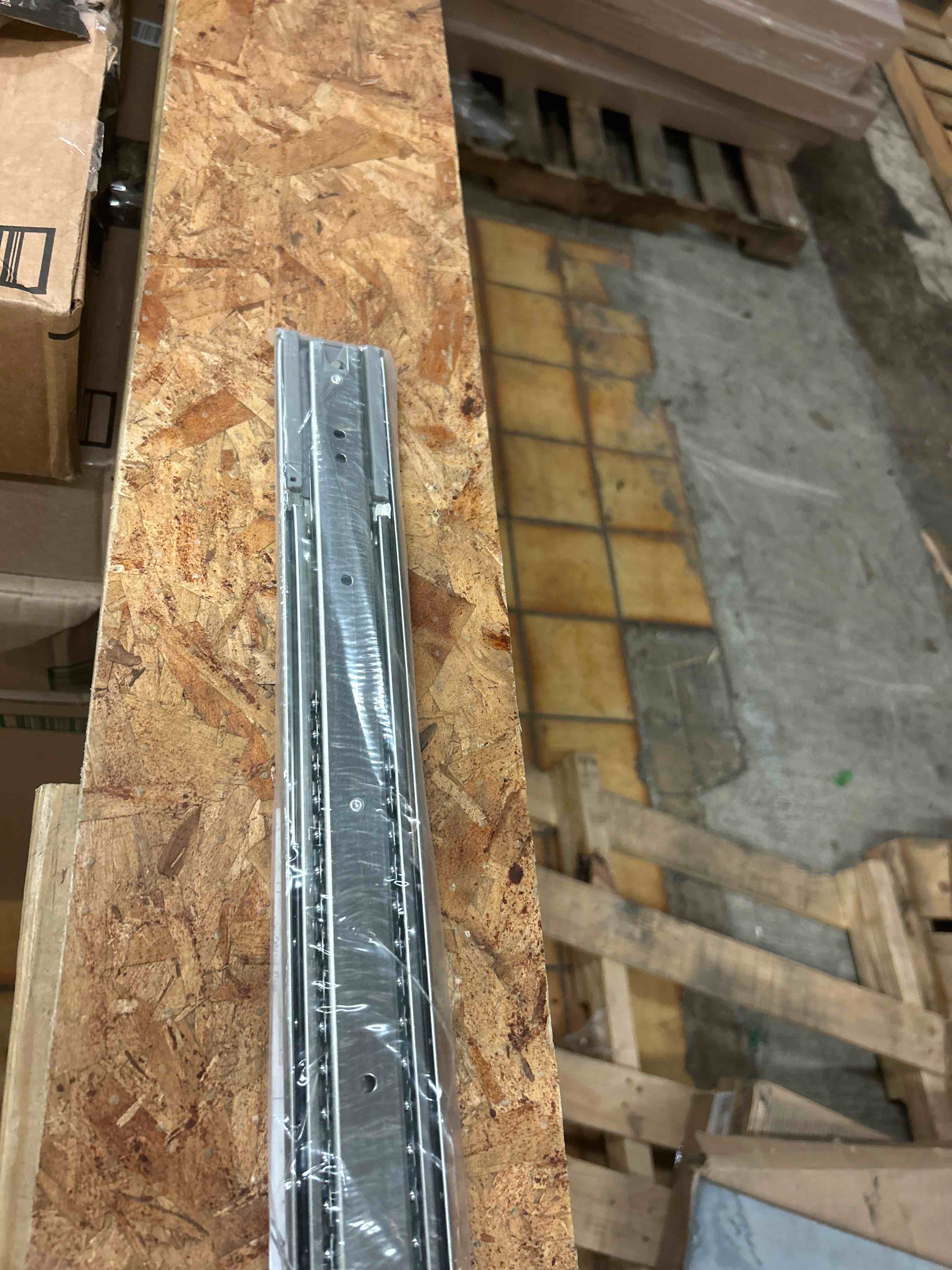 Condition photo showing New/Like New for 1 pair 260 lbs heavy duty drawer slides 12 14 16 18 20 22 24 26 28 30 32 36 40 inch full extension ball bearing side mount cabinet industrial rail tool box runner(22 inch, with m5 screws)