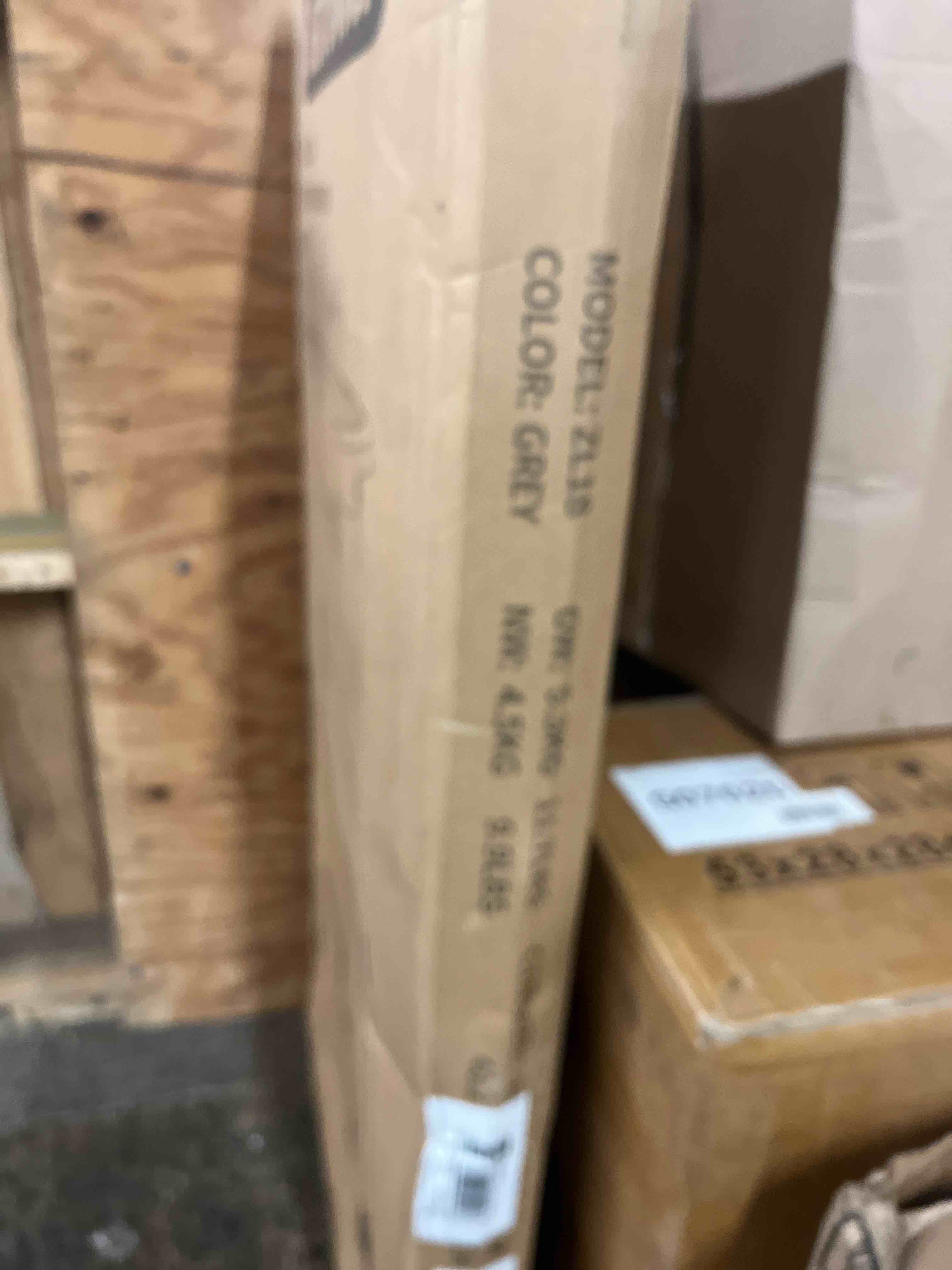 https://s3.amazonaws.com/lotting-images-prod/phillipi/TEA4974060_1785236549516.jpeg