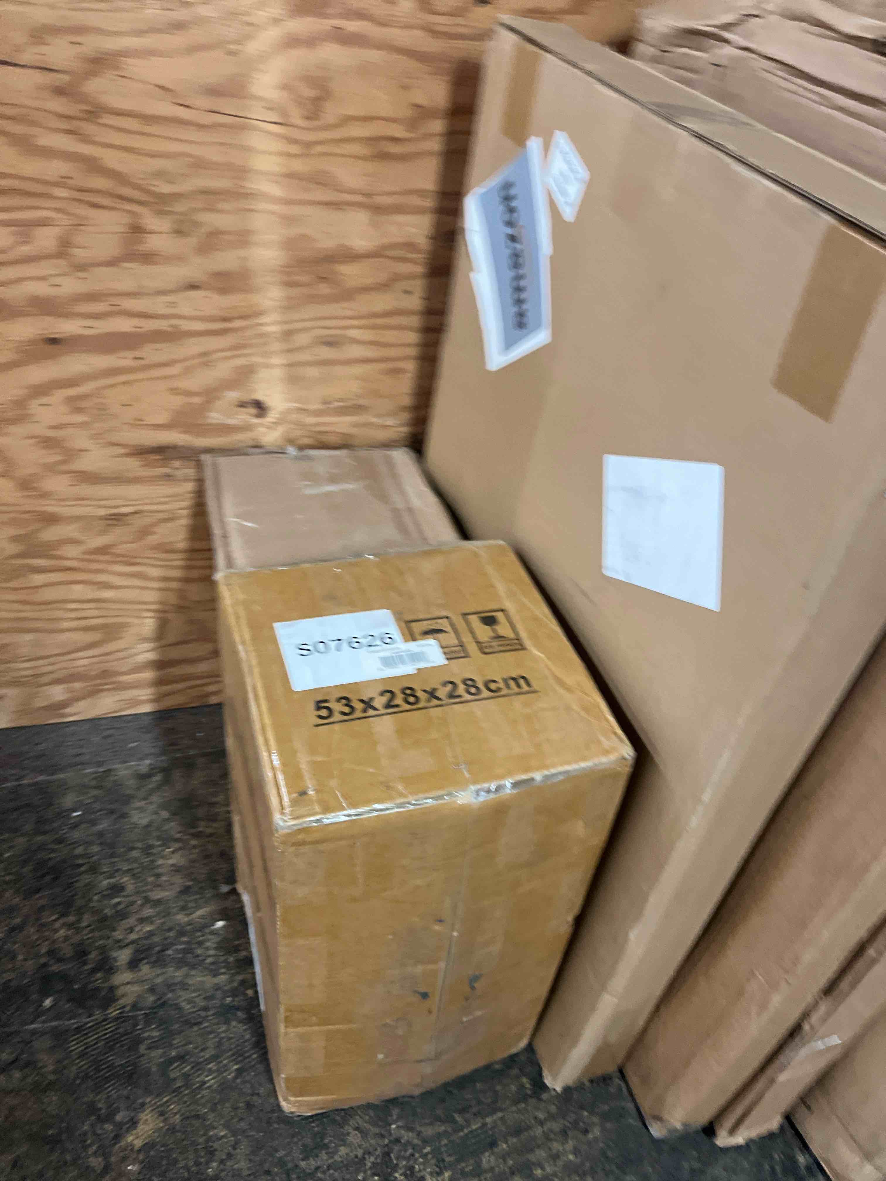 https://s3.amazonaws.com/lotting-images-prod/phillipi/TEA4974063_1785236200991.jpeg