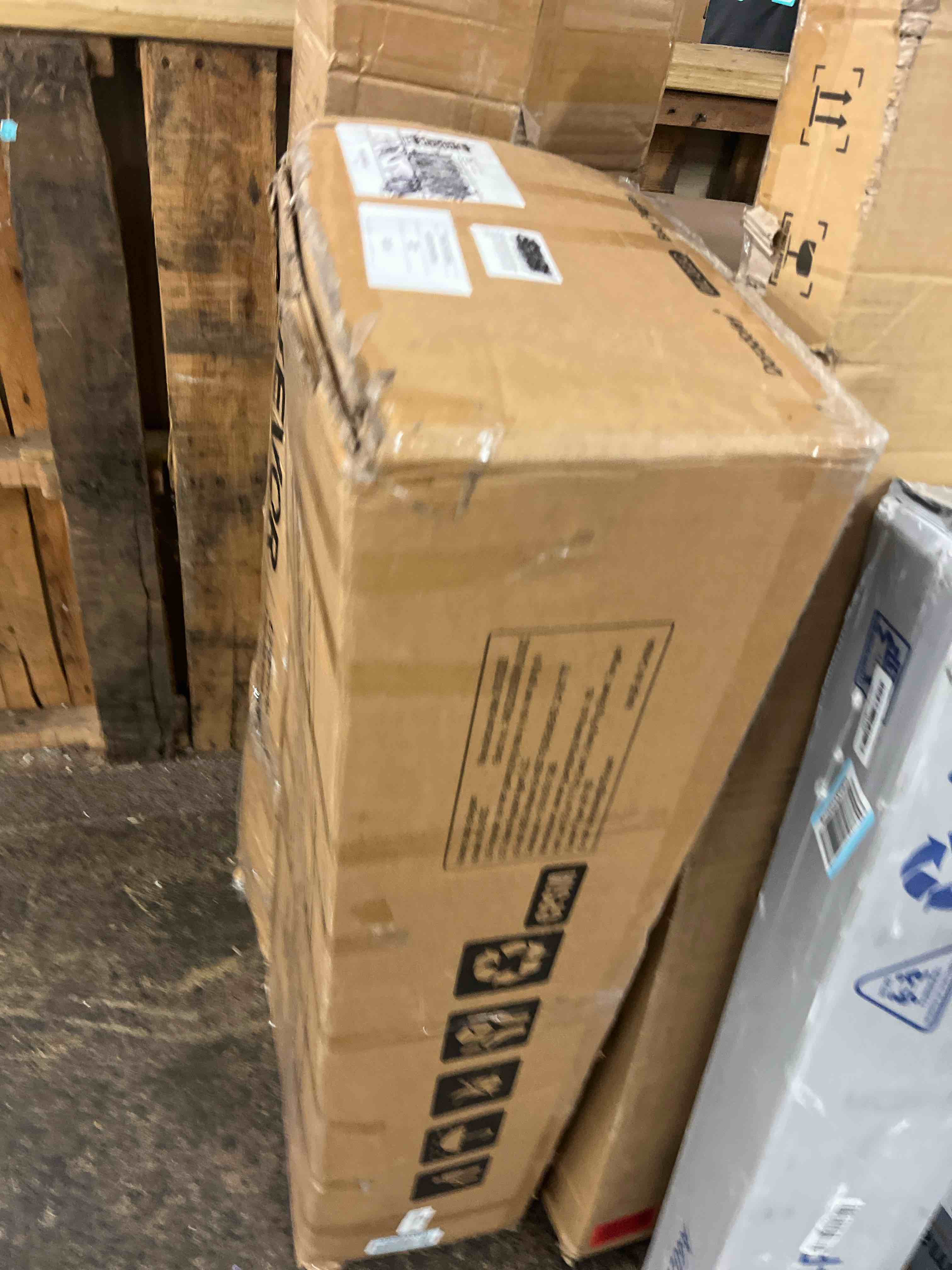https://s3.amazonaws.com/lotting-images-prod/phillipi/TEA4974093_1785239270832.jpeg