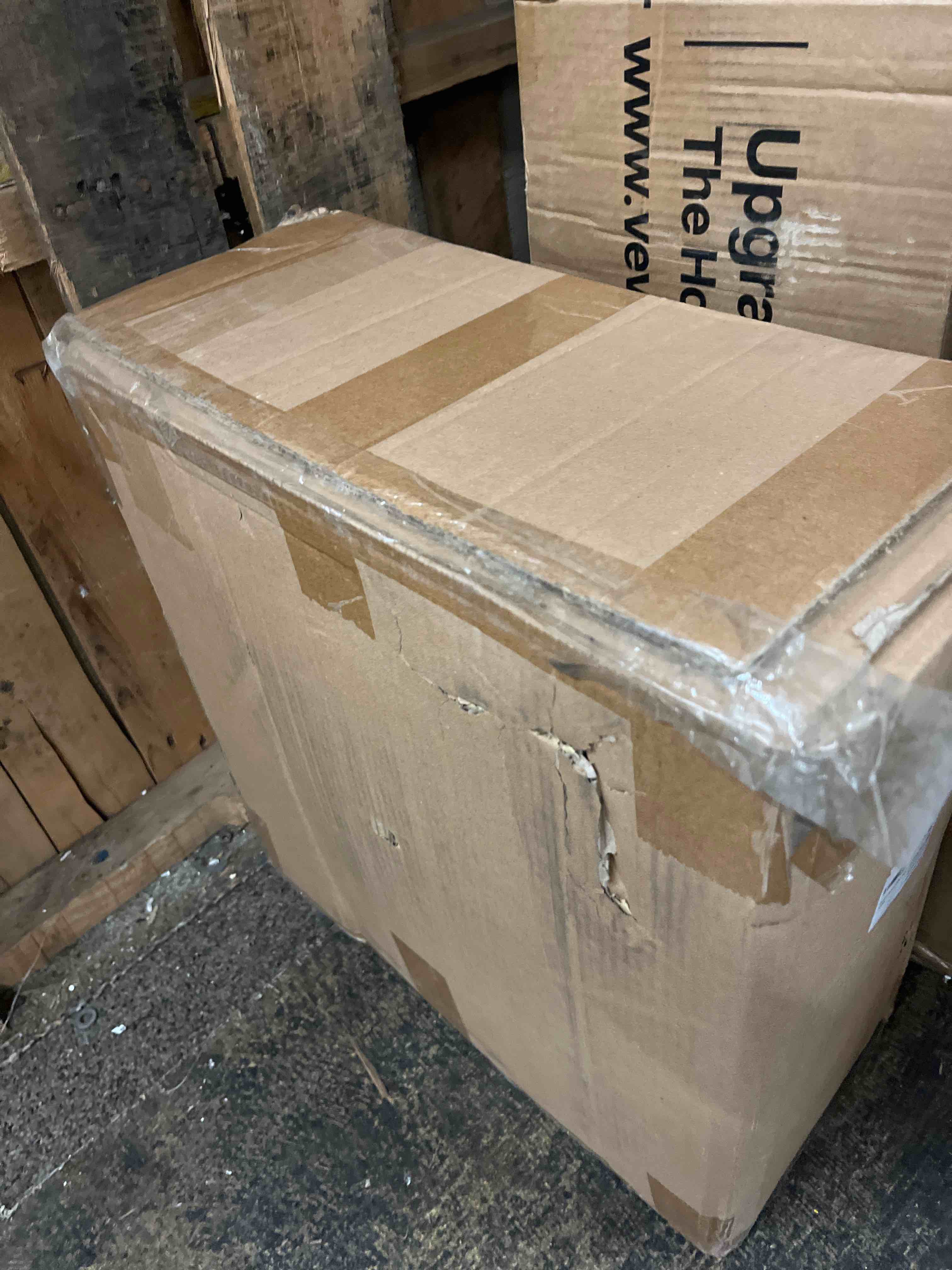 https://s3.amazonaws.com/lotting-images-prod/phillipi/TEA4974095_1785239330792.jpeg