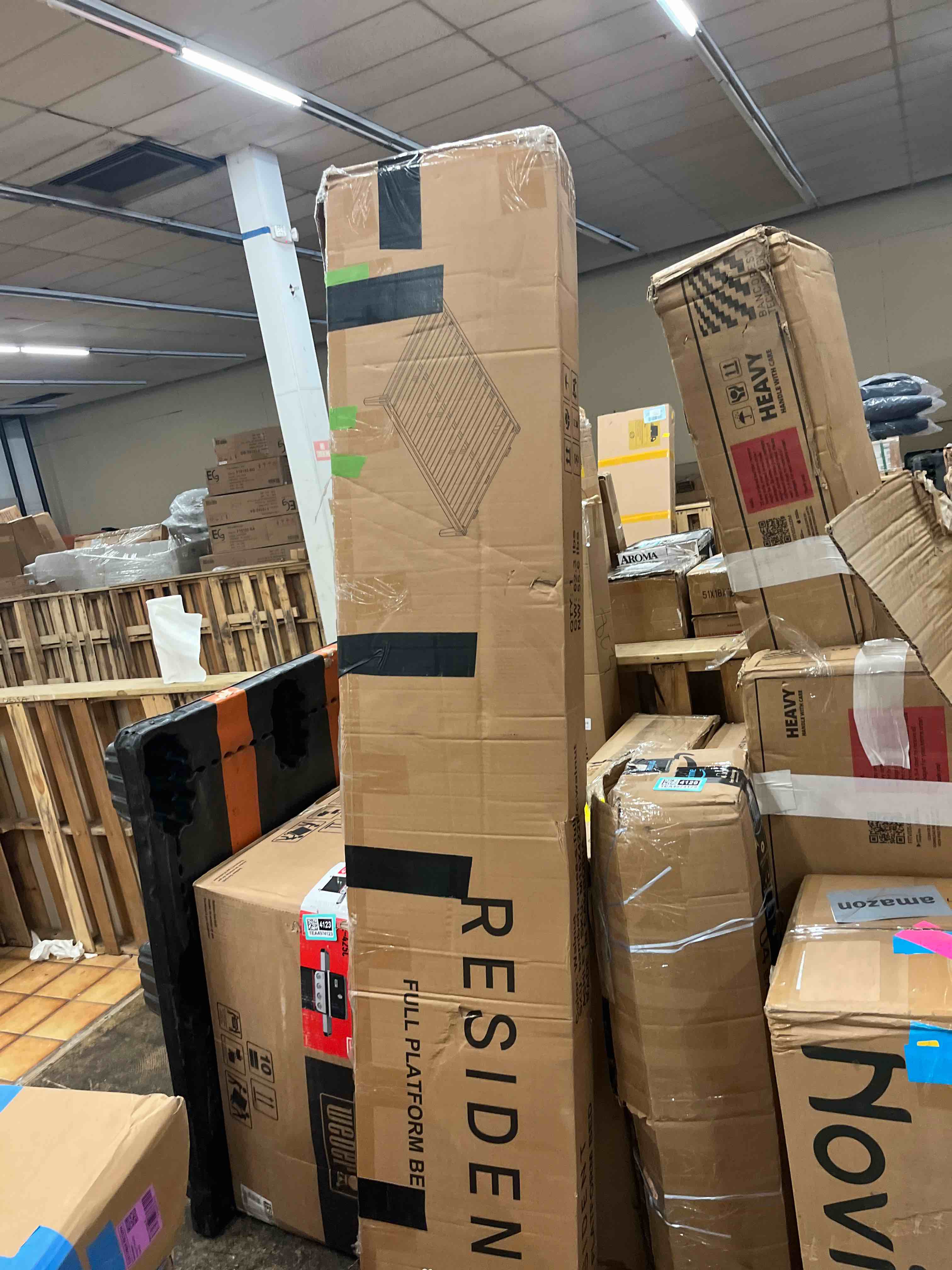 https://s3.amazonaws.com/lotting-images-prod/phillipi/TEA4974122_1785246453297.jpeg