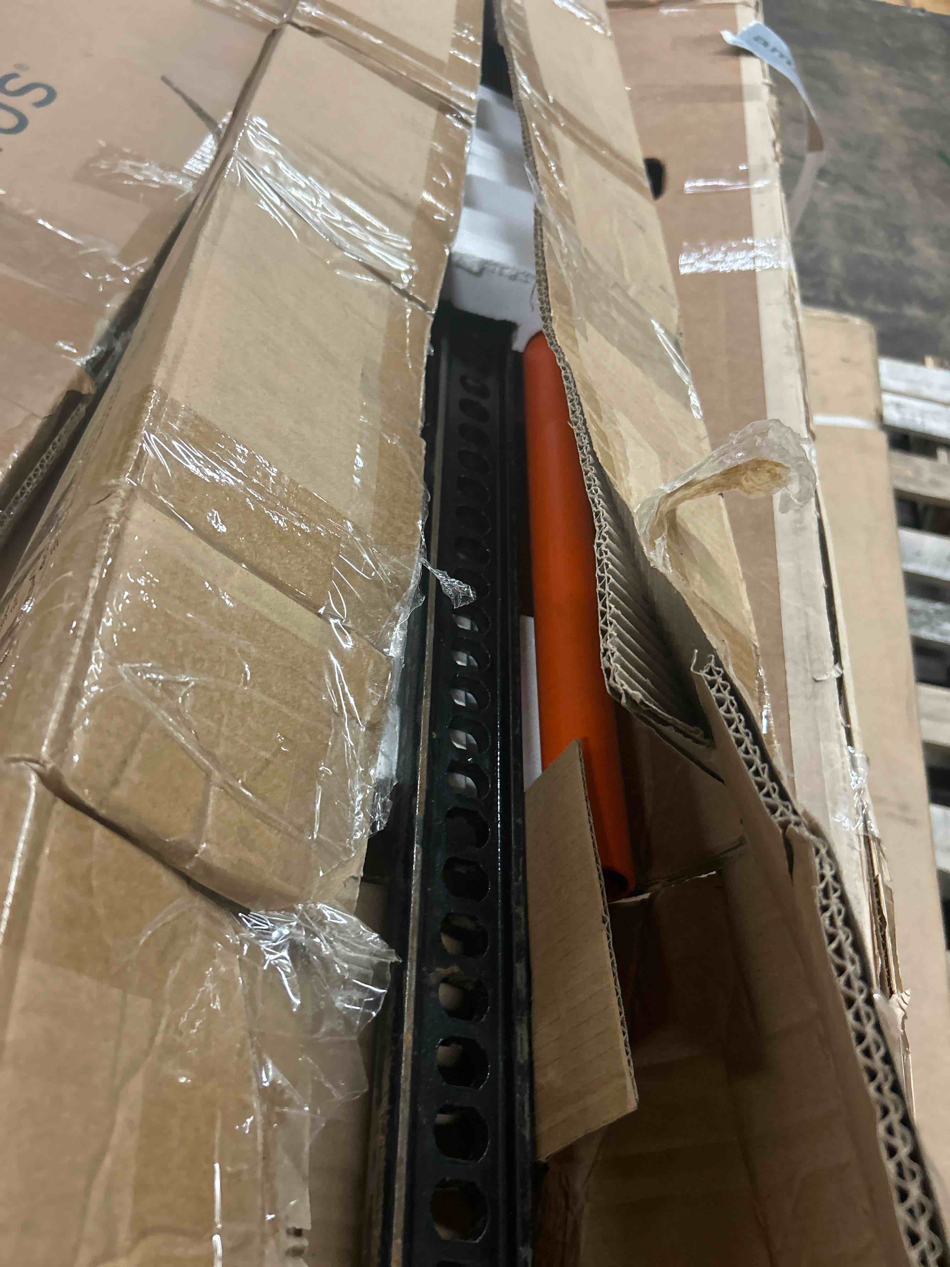 Condition photo showing New/Like New for vevor farm jack 48 inch utility high lift, 7000 lbs capacity ratcheting off road jeep jack, heavy for tractor, truck, suv, bumper lift, orange