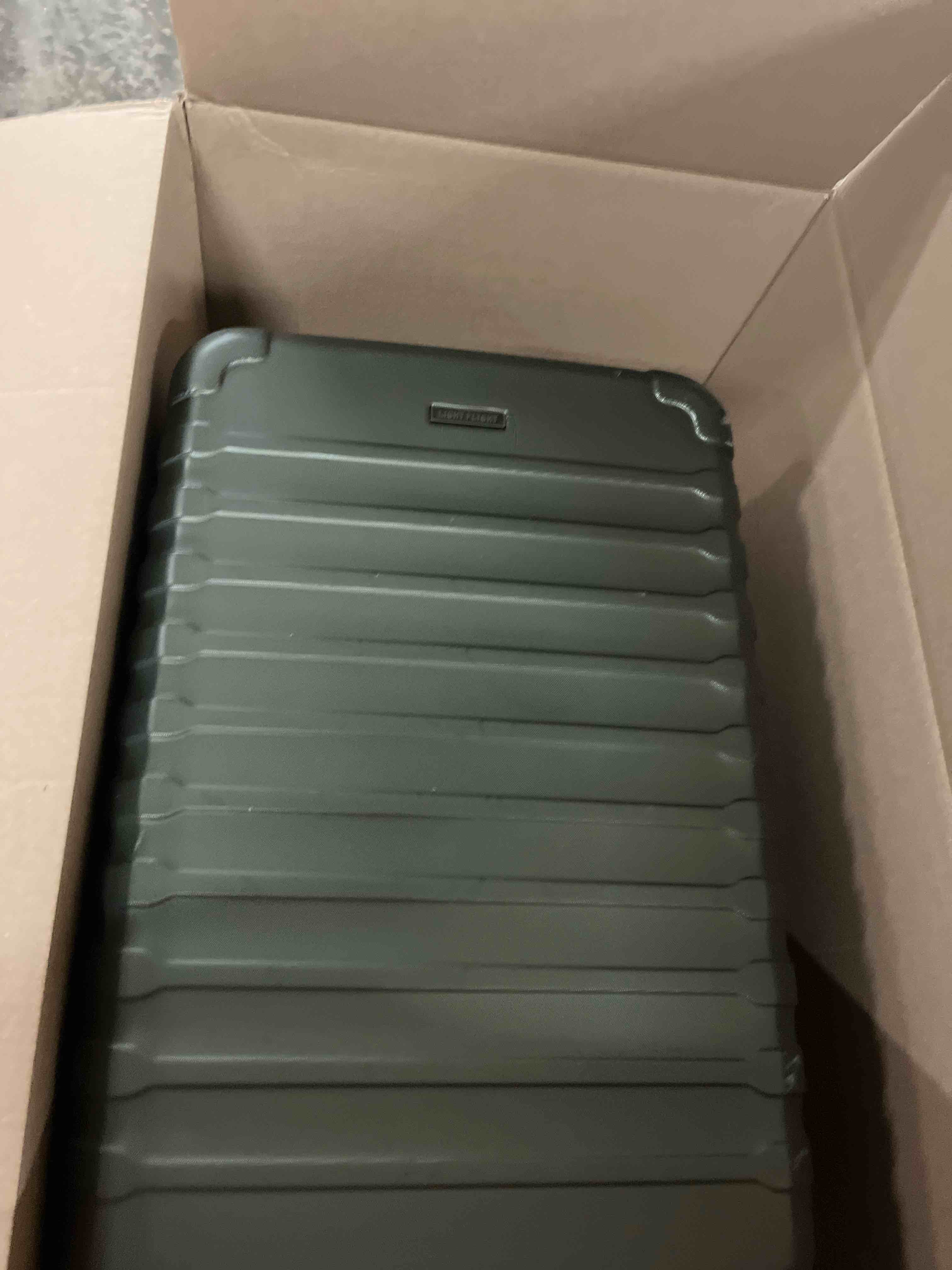 Condition photo showing New/Like New for light flight expandable 20" carry on luggage 22x14x9, tsa lock, pine green | lightweight suitcase with double spinner wheels