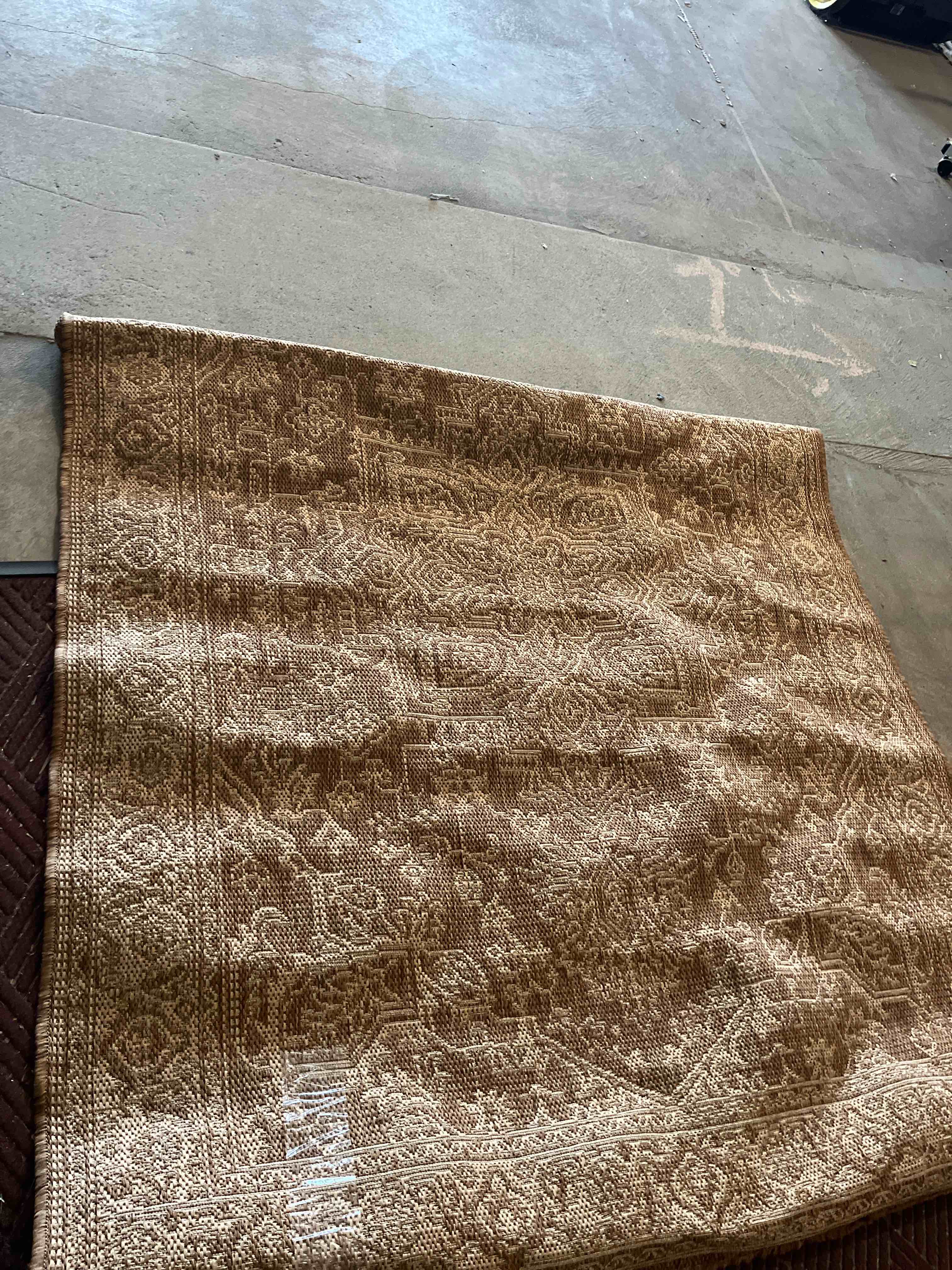 Condition photo showing New/Like New for loloi newman taupe/bone 3'-11" x 5'-7" area rug | new-01 approx. 4x6 beige living room dining room bedroom, vintage inspired, distressed, versatile, tonal, area rug