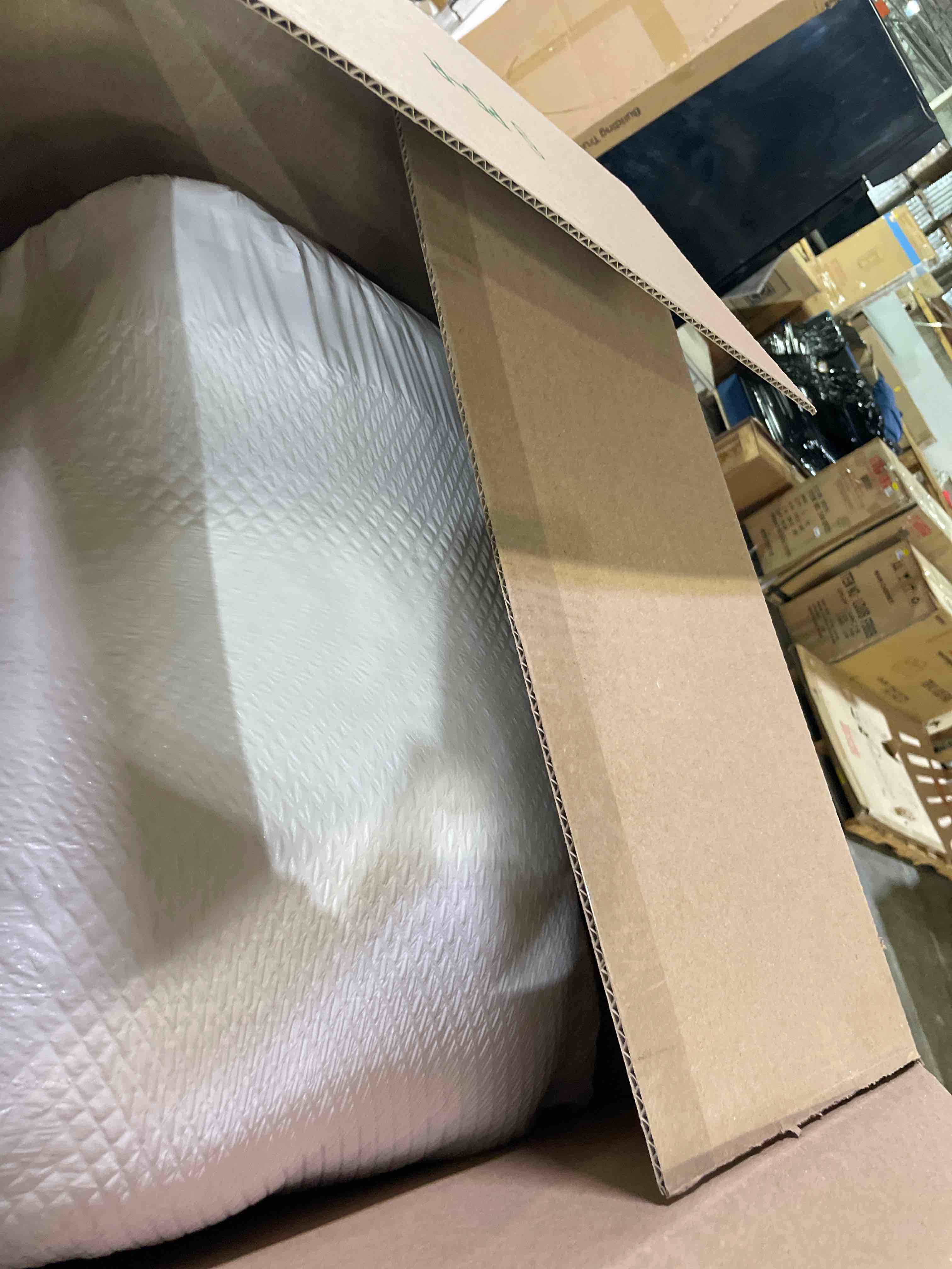 Condition photo showing Good Condition for sasttie pillows standard size set of 4, full size bed pillows for side, back, and stomach sleepers - oeko-tex certified down alternative plump filling - hotel quality and machine washable, 4 pack