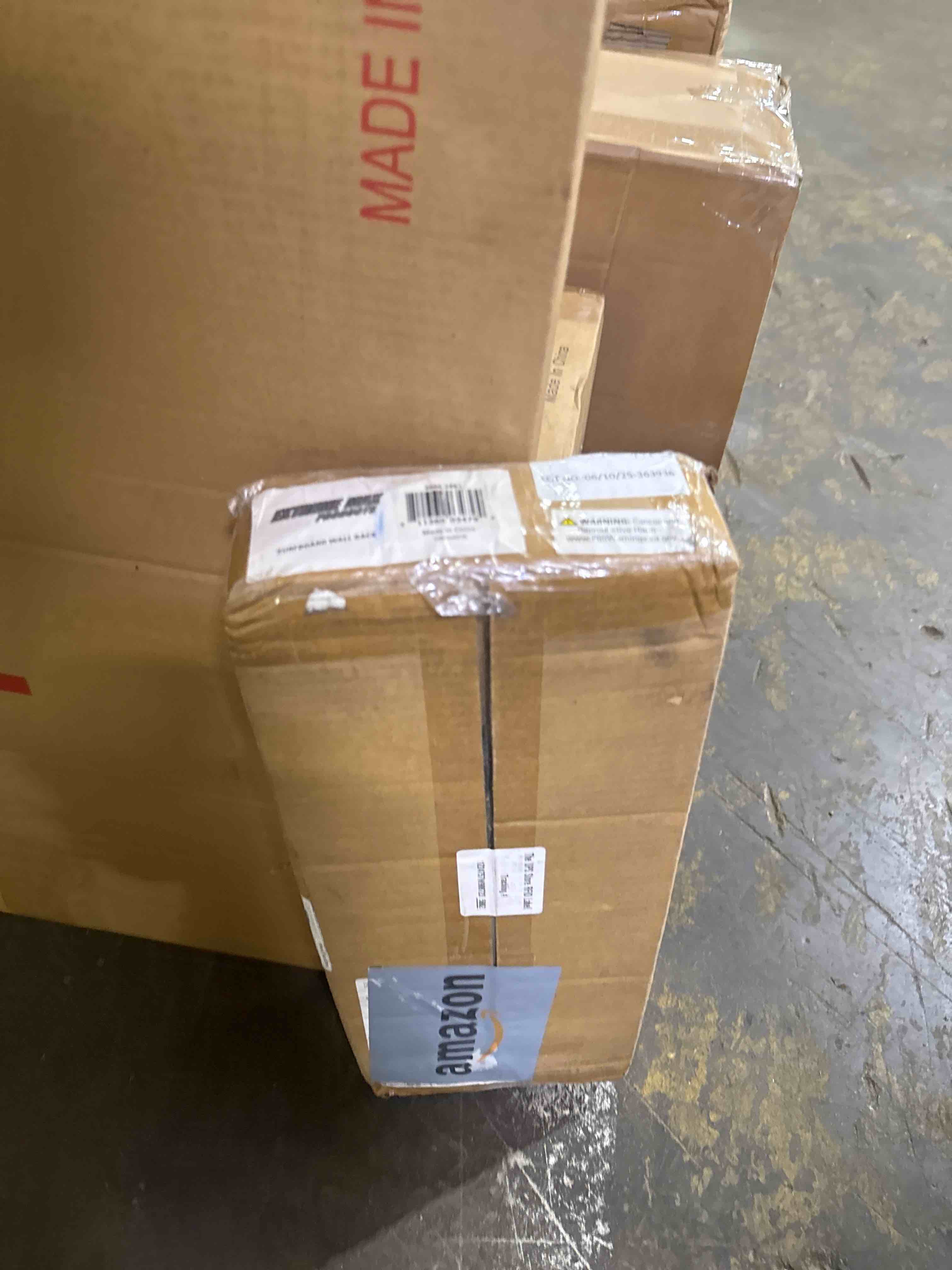 Condition photo showing New/Like New for extreme max 3006.8453 aluminum surfboard wall cradle