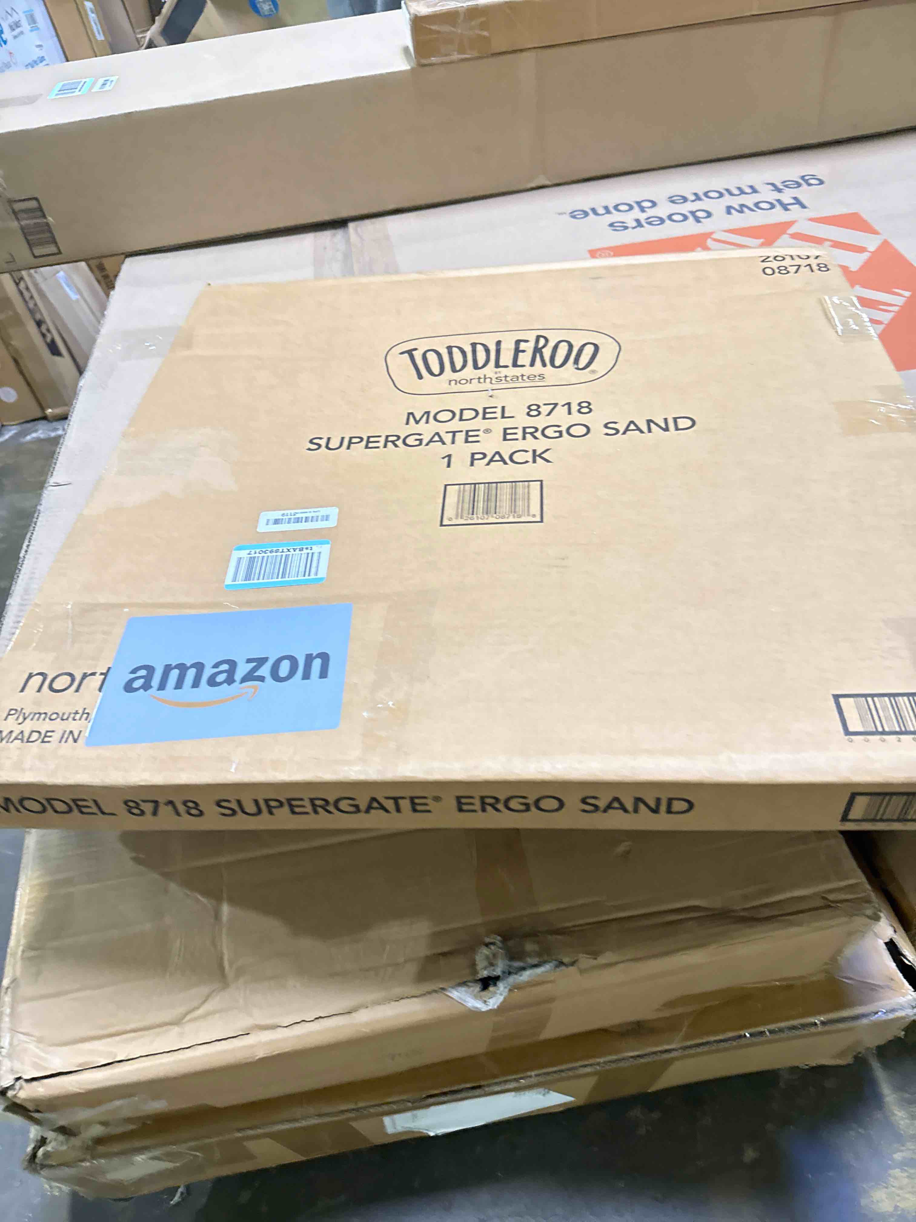 Condition photo showing New/Like New for toddleroo by north states - supergate ergo baby gate: plastic baby gate for stairs & doorways - adjustable indoor safety gate - made in usa - 26 to 42 inches wide - 26 inches tall - sand