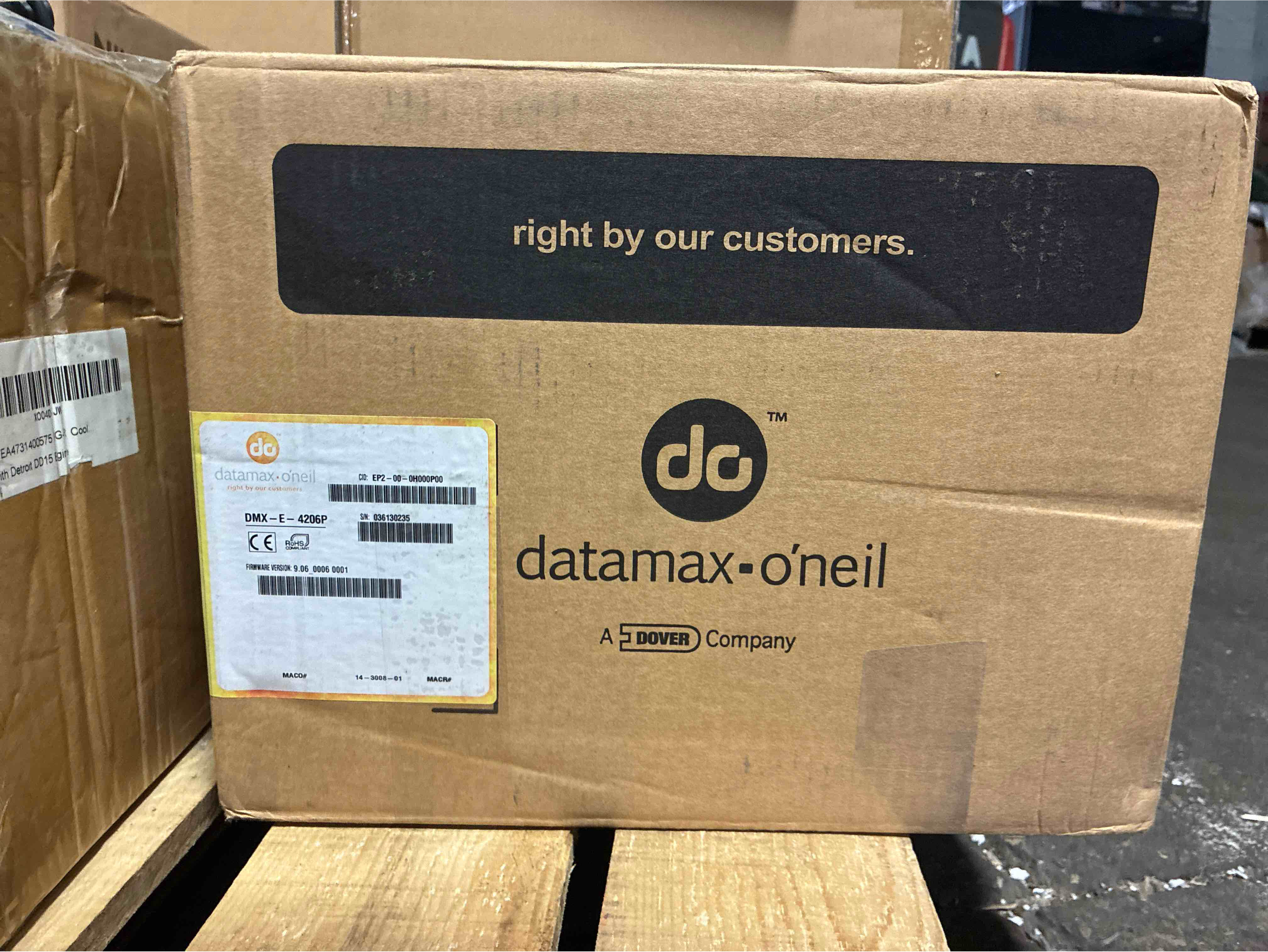 Condition photo showing New/Like New for getparts ep2-00-0h000p00 datamax e-class e-4206p mark iii professional label printer model, lan usb serial interface, with ac adapter