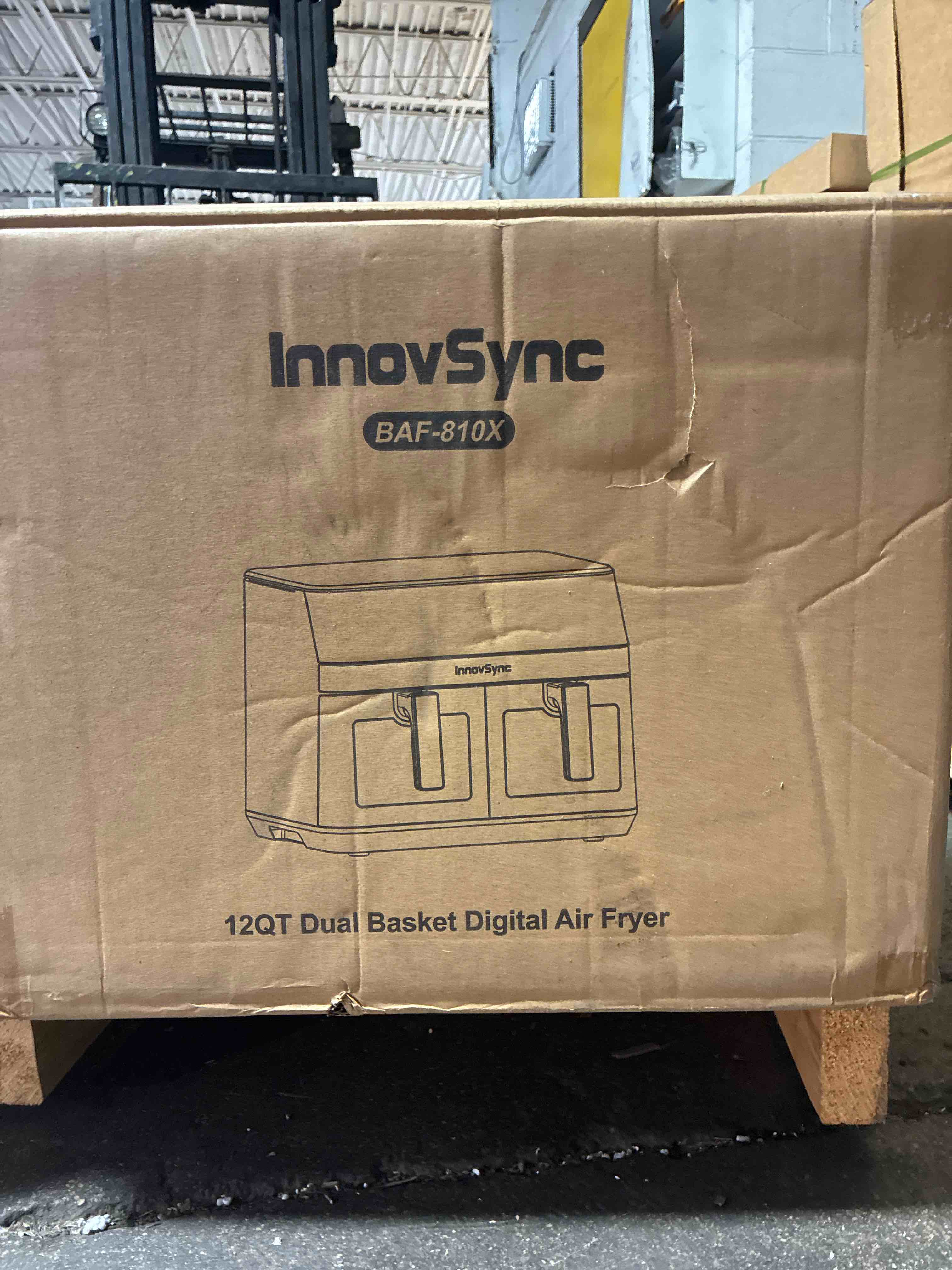 Condition photo showing New/Like New for 12qt large dual air fryer with 60° easy-panel, full touchscreen, and synccook function