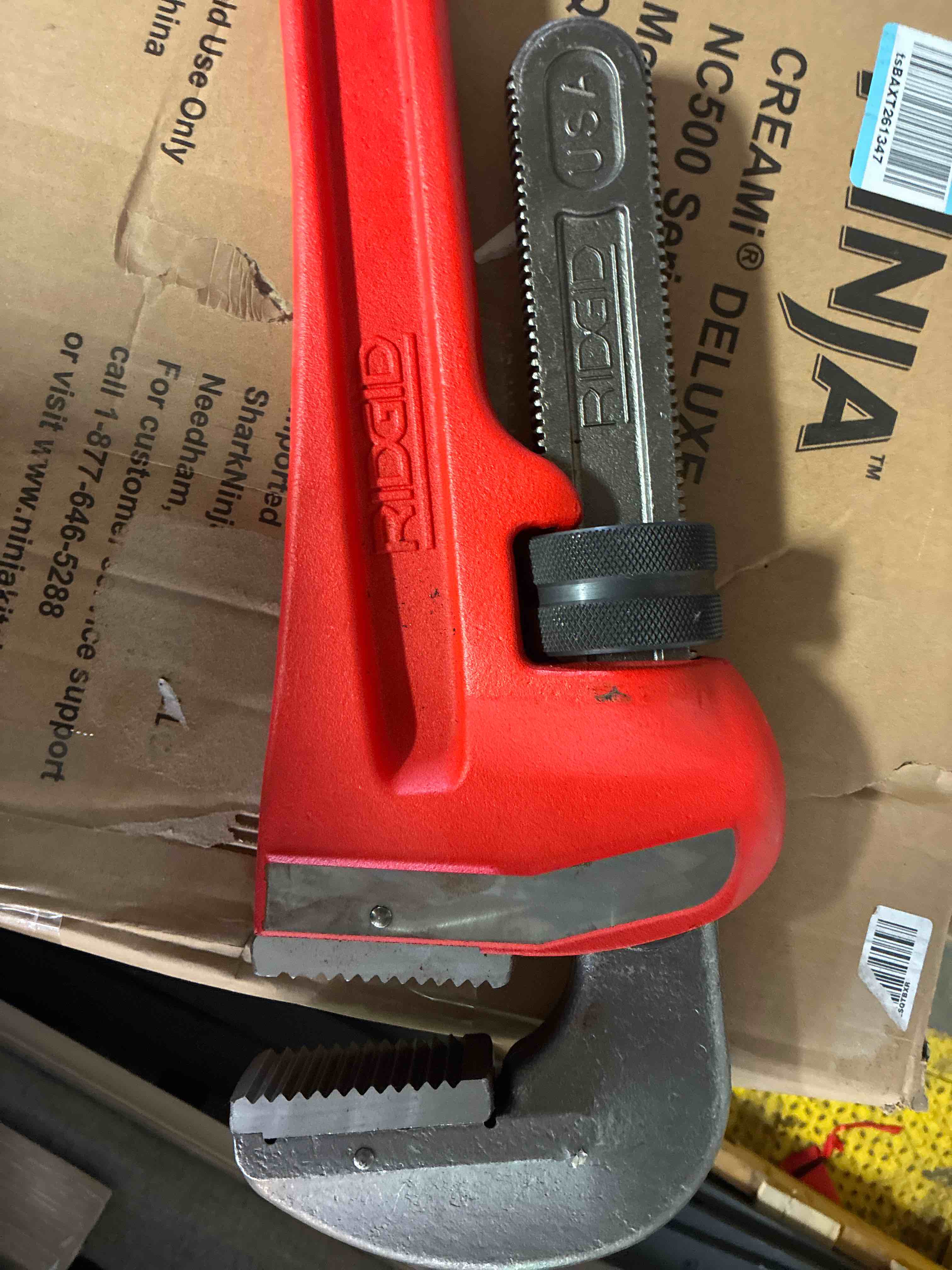 Condition photo showing New/Like New for ridgid 60 hd 8in capacity, 60in long heavy-duty straight pipe wrench, red, medium
