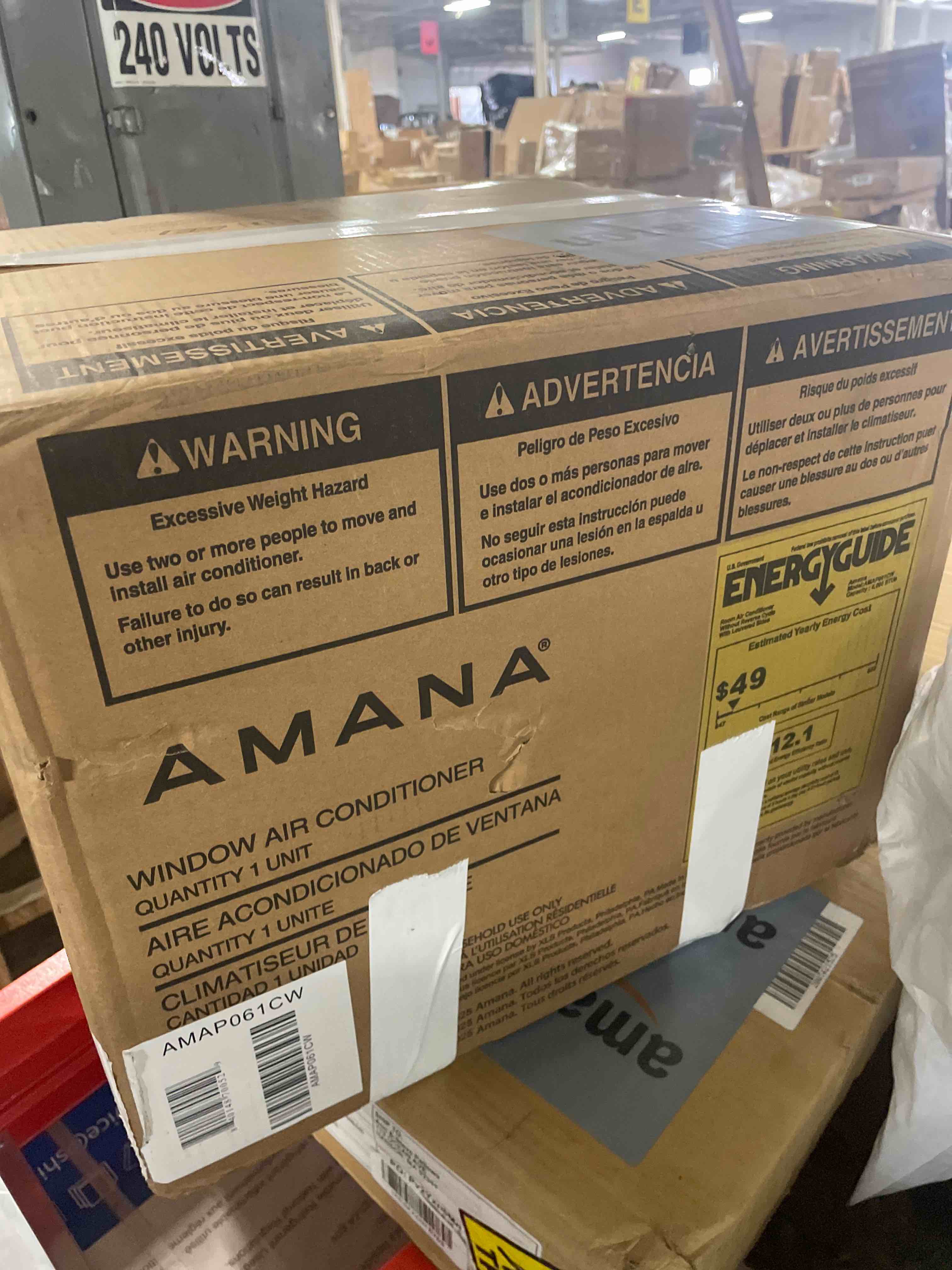Condition photo showing New/Like New for amana 6,000 btu 115v window-mounted air conditioner remote control, white (amap061cw)